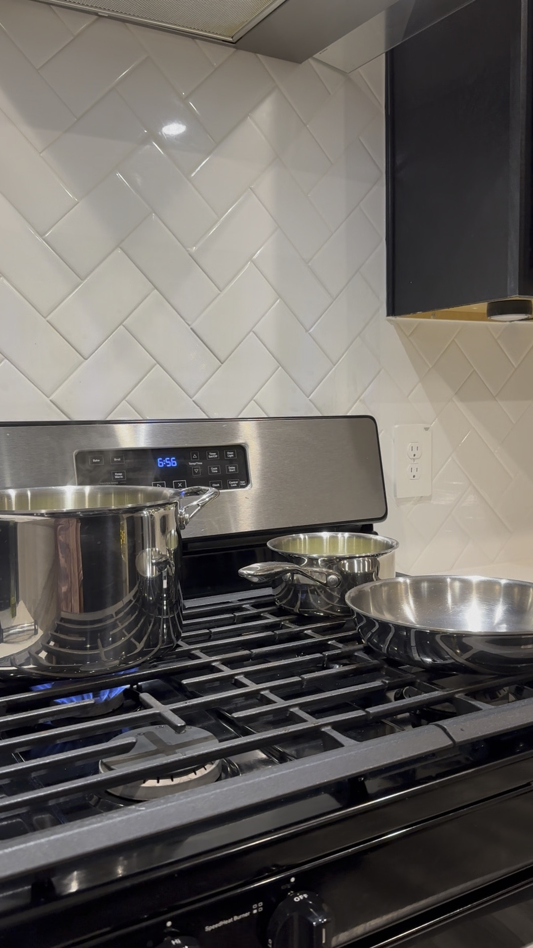 Our stainless steel kitchen pots and under cabinet lights 

#LTKHome
