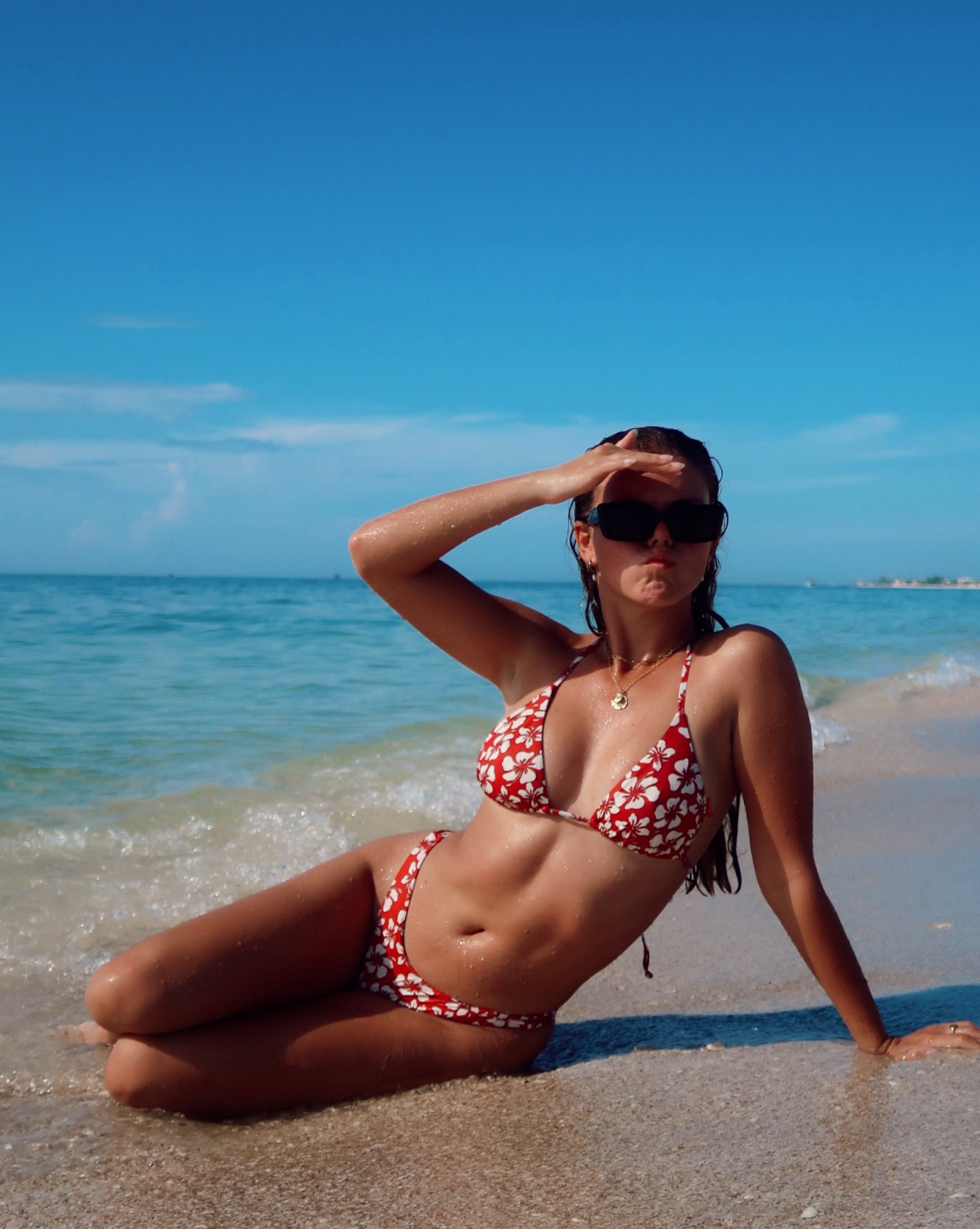 Holiday swim ♥️⭐️✨

Medium Top & Small Bottoms

#LTKSwim #LTKGiftGuide #LTKdayinmylife