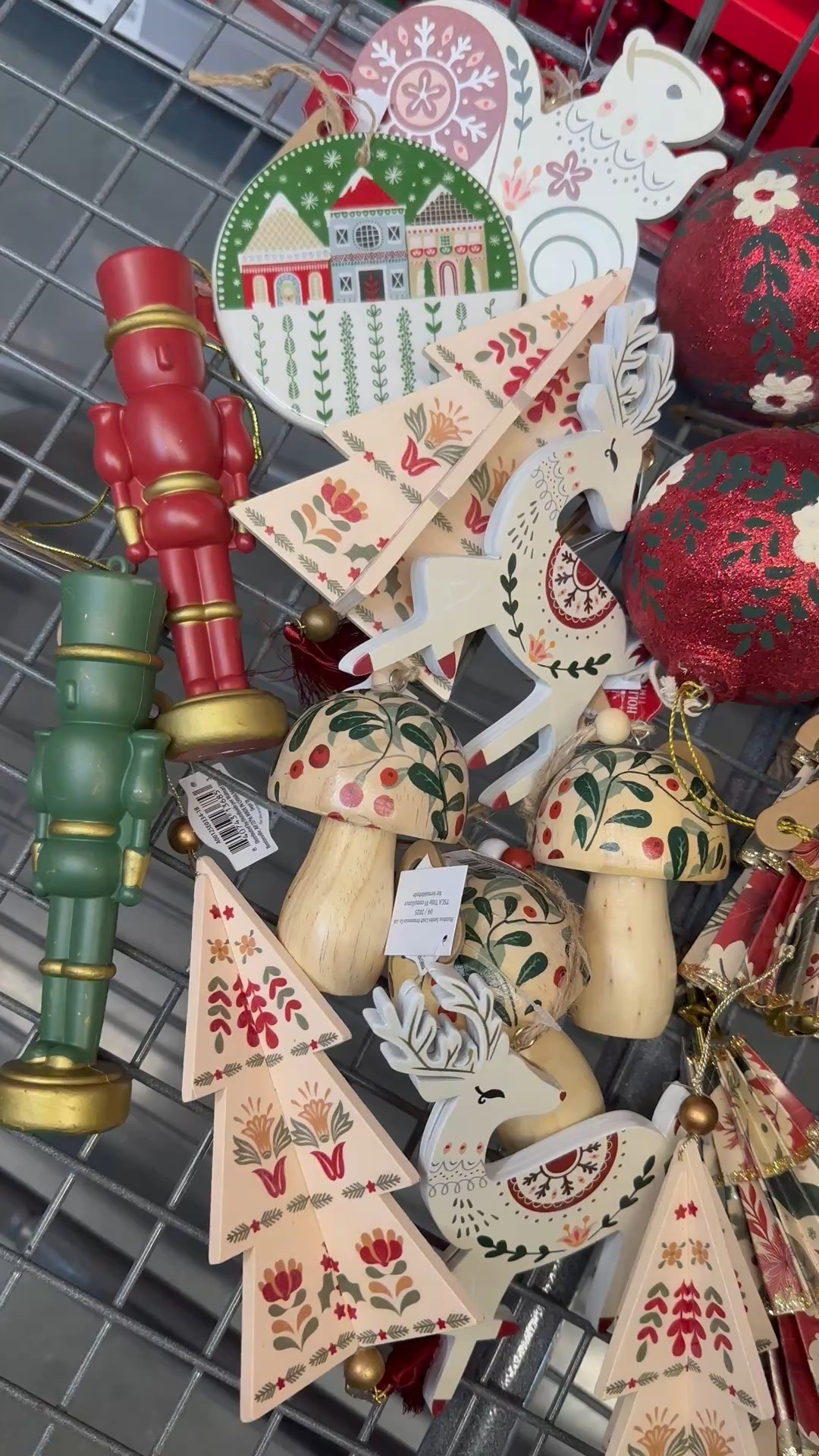 That moment when you suddenly realize how your next Christmas tree will be decorated!  

Scandinavian Christmas decor Swiss Christmas decor Norwegian Christmas decor

#LTKSeasonal #LTKHome #LTKFindsUnder50