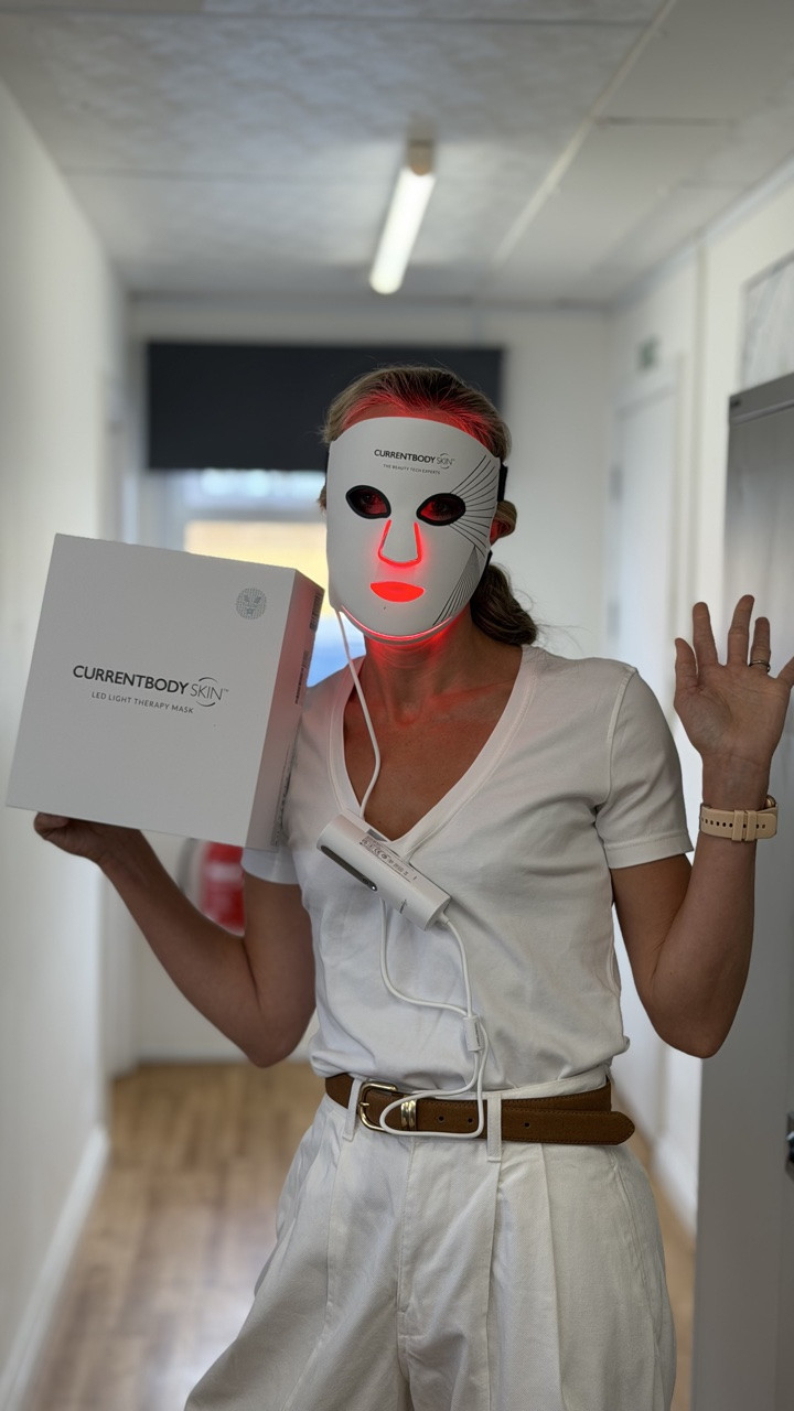 Goodbye fine lines... hello @currentbody. ✨ 10% discount code: MORBEYS


I'd heard so many great things about the **CurrentBody Series 2 LED Light Therapy Mask**, so I was beyond excited to finally get my hands on one.

Designed to help reduce the appearance of fine lines and wrinkles while leaving your skin looking healthier and more radiant, it's already become something I'm looking forward to using as part of my routine. Let’s see how it goes over the next week!

A huge thank you to @currentbody for gifting me this. I can't wait to keep using it and share my results with you all. 🤍

*Ad/Gifted*

#ad #currentbody #ledmask #ledlighttherapy #skincare #beautyroutine #lifewiththemorbeys