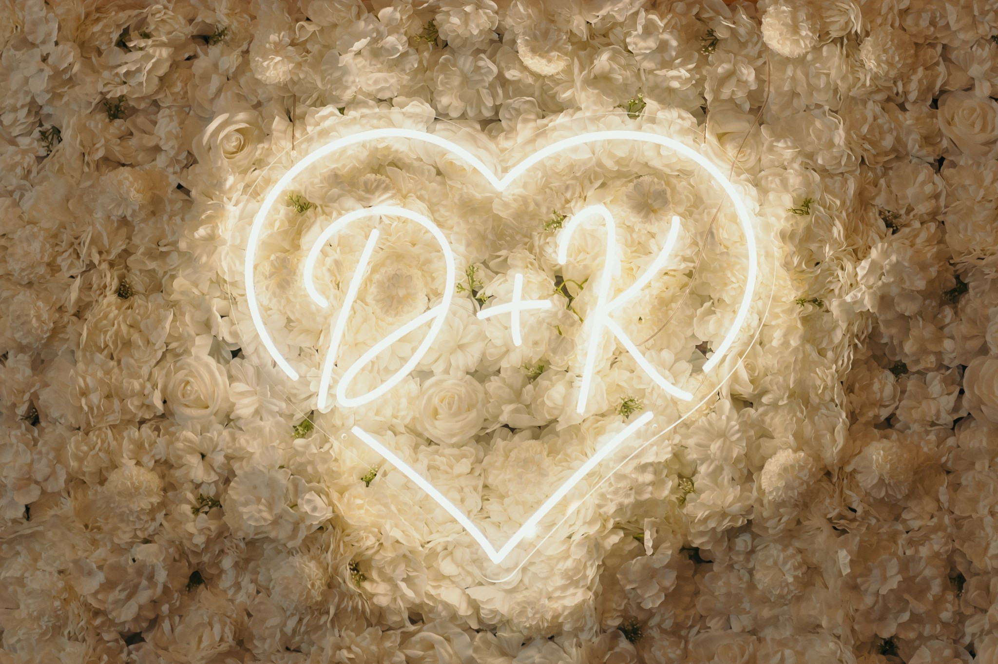 Neon Wedding Sign ✨

#LTKFindsUnder100 #LTKWedding #LTKOver40