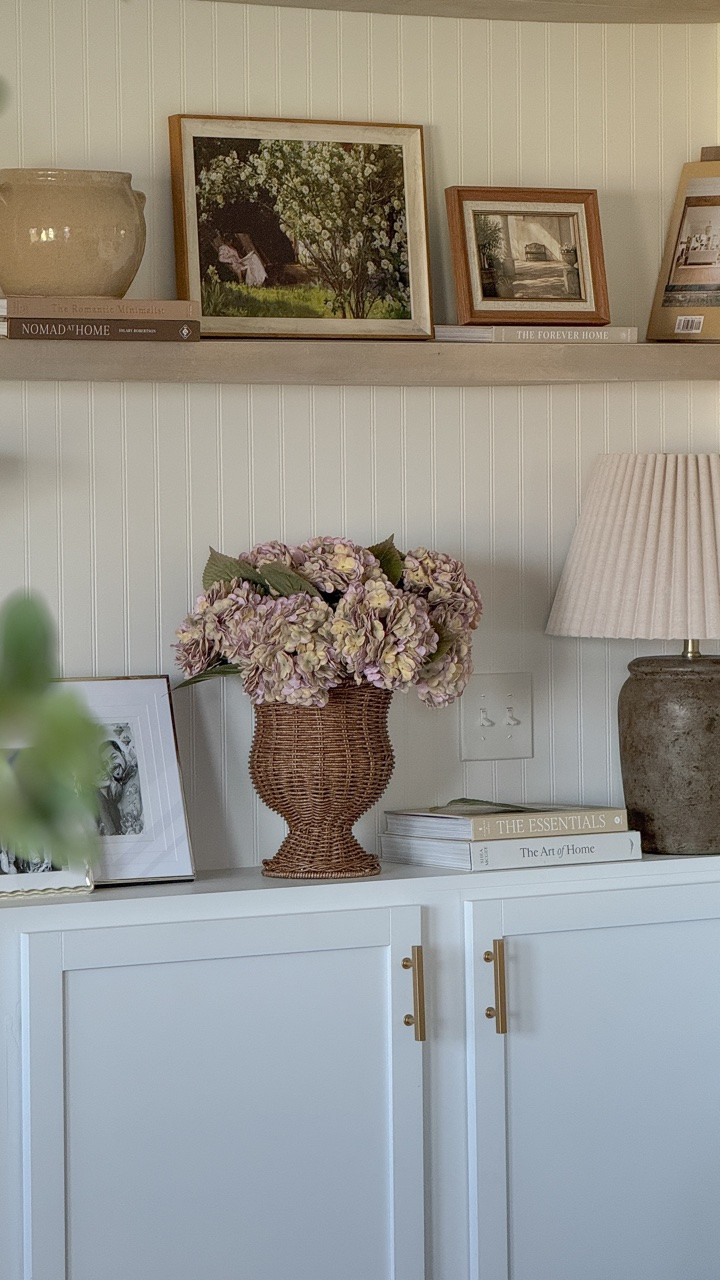 A romantic summer styling in our living room 🌿 
Seriously looking the ways to romanticize every season. 
Watch the full styling in my YouTube channel
Comment SHOP for the links to this post! 

Home decorating. Home styling. Home inspiration. Home design. Interior design. Summer decorating. Decorate with me. #homestyle #homedecor #homestyling