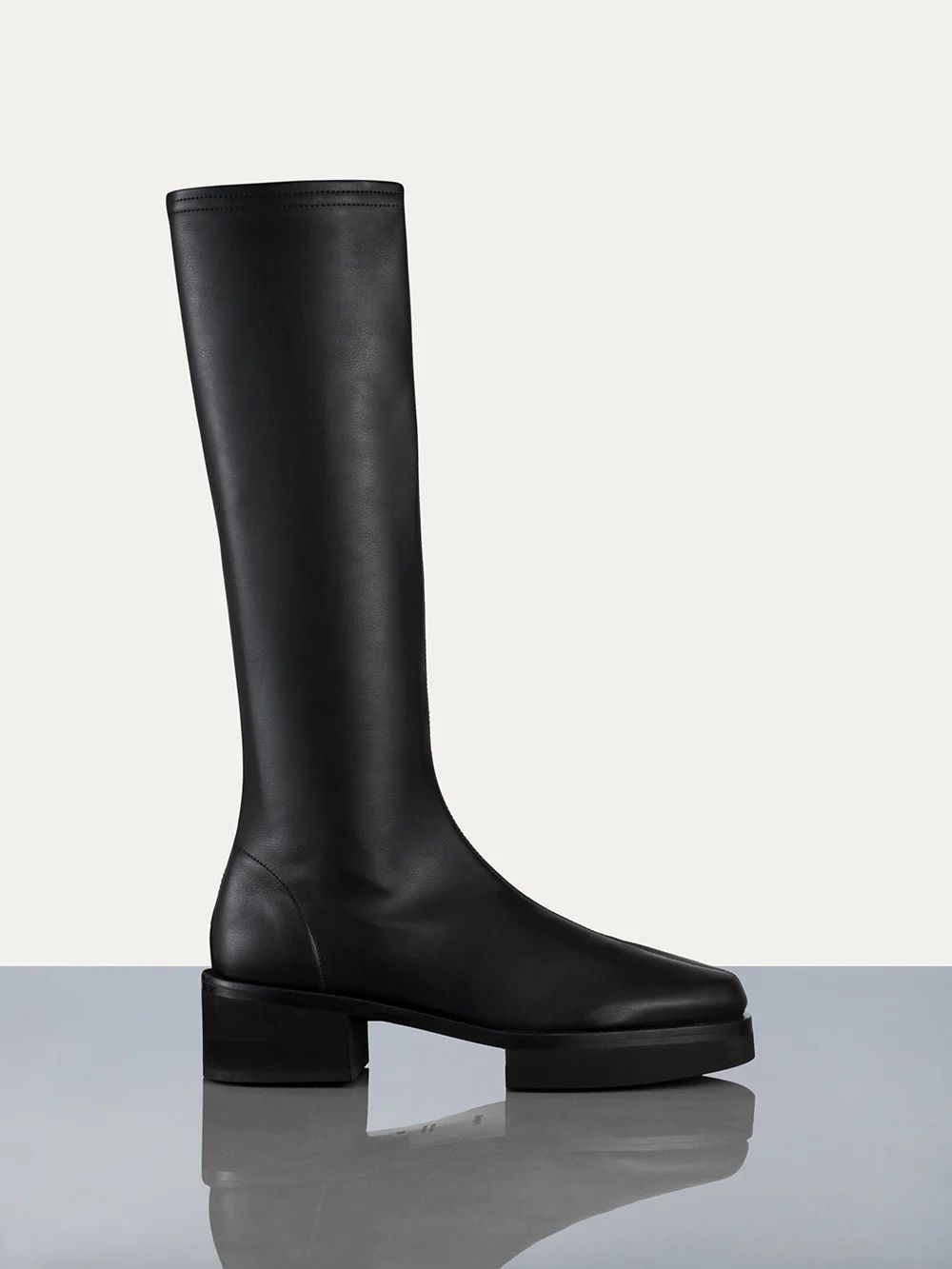 Le Remi Knee Boot -- Noir | Frame Denim