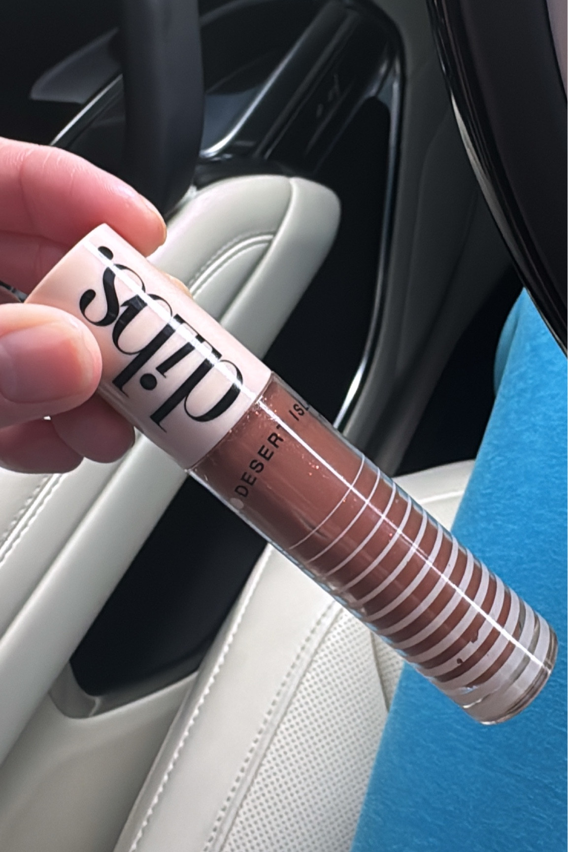 Current fav gloss! In shade 1987 

#LTKBeauty #LTKFindsUnder50