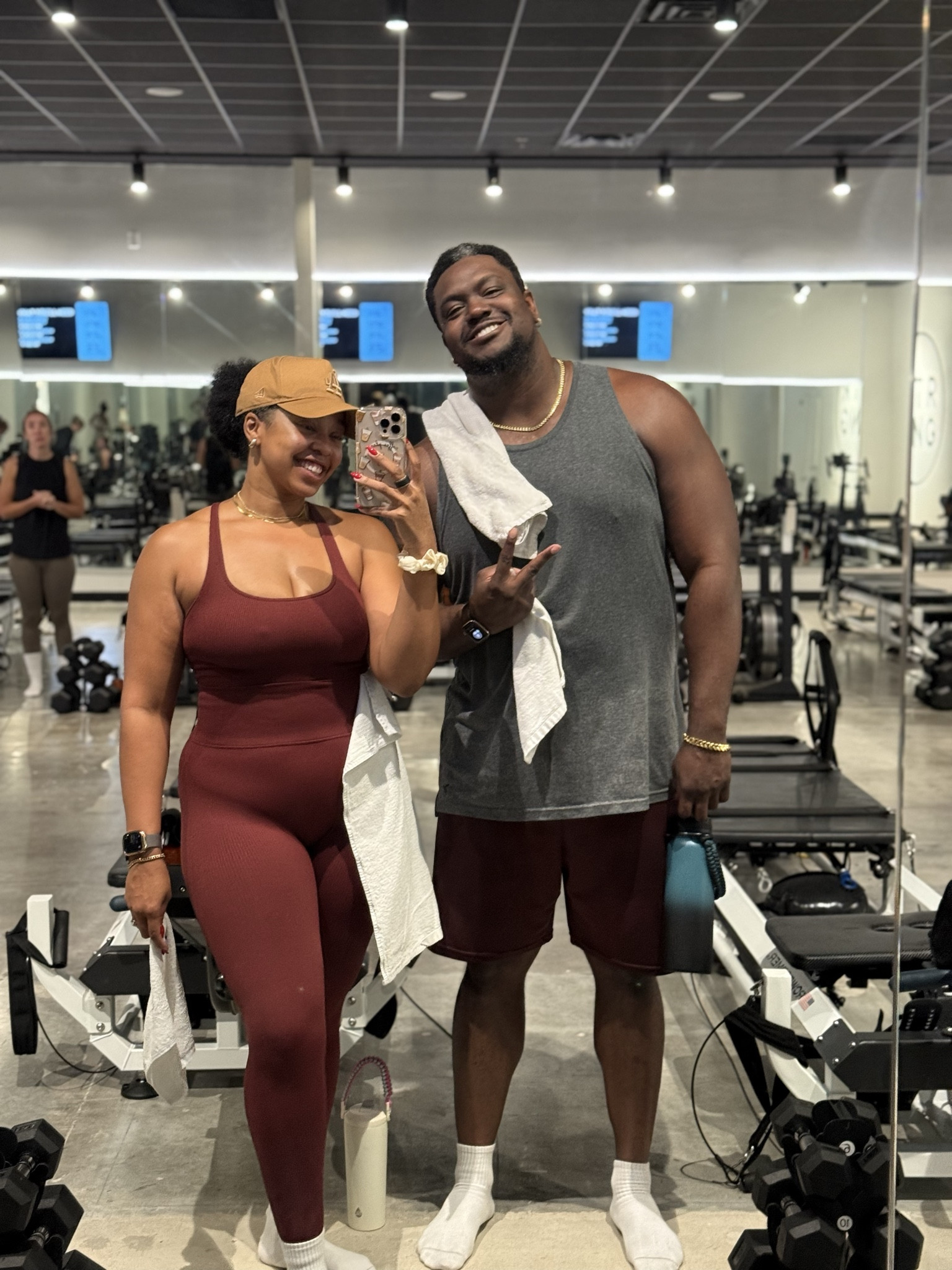 Couples Pilates style 🖤 Mid-size women’s activewear (M/L 12/14) + men’s athleisure looks ✨ Linked our Pilates OOTDs for easy shop on LTK!

#LTKMens #LTKMidsize #LTKActive