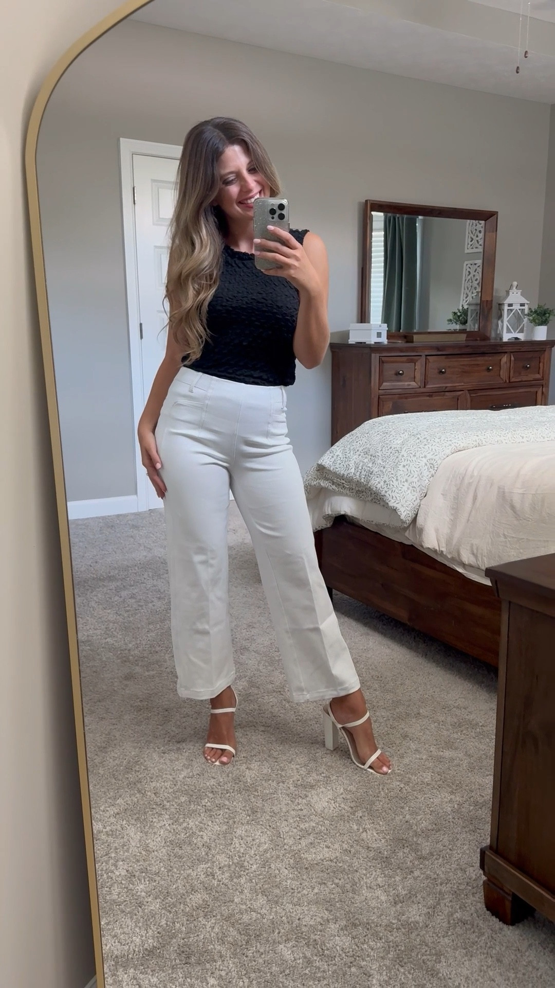 Lysse’s white knit denim pants are a DREAM! They are super stretchy and super breathable. The cropped style and smoothing waistband are so flattering. Just found my new favorite pair of white pants 🤍✨

#LTKWorkwear #LTKPetite