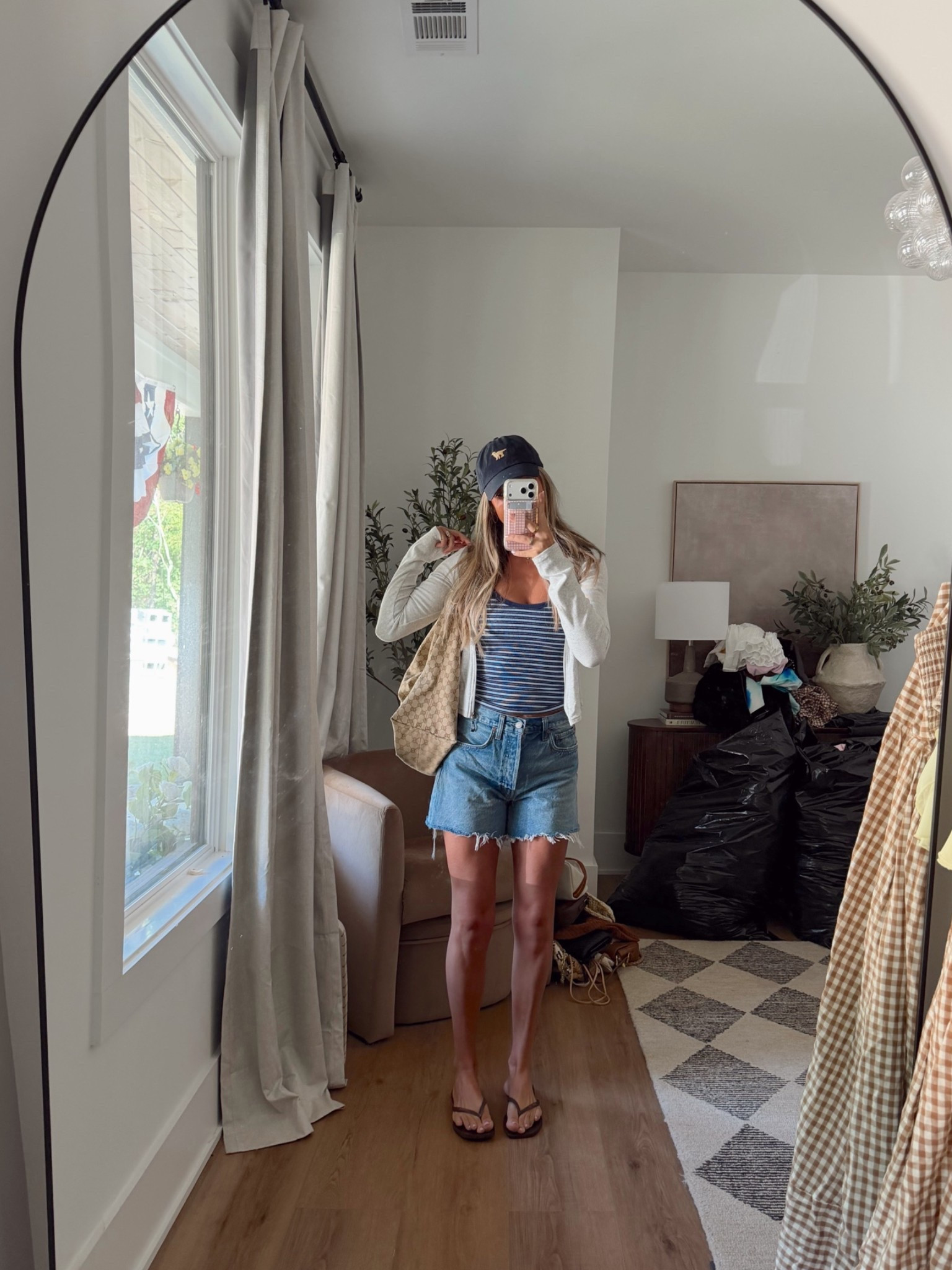 Tank - small
Shorts - 28 (I sized up for oversuze fit)