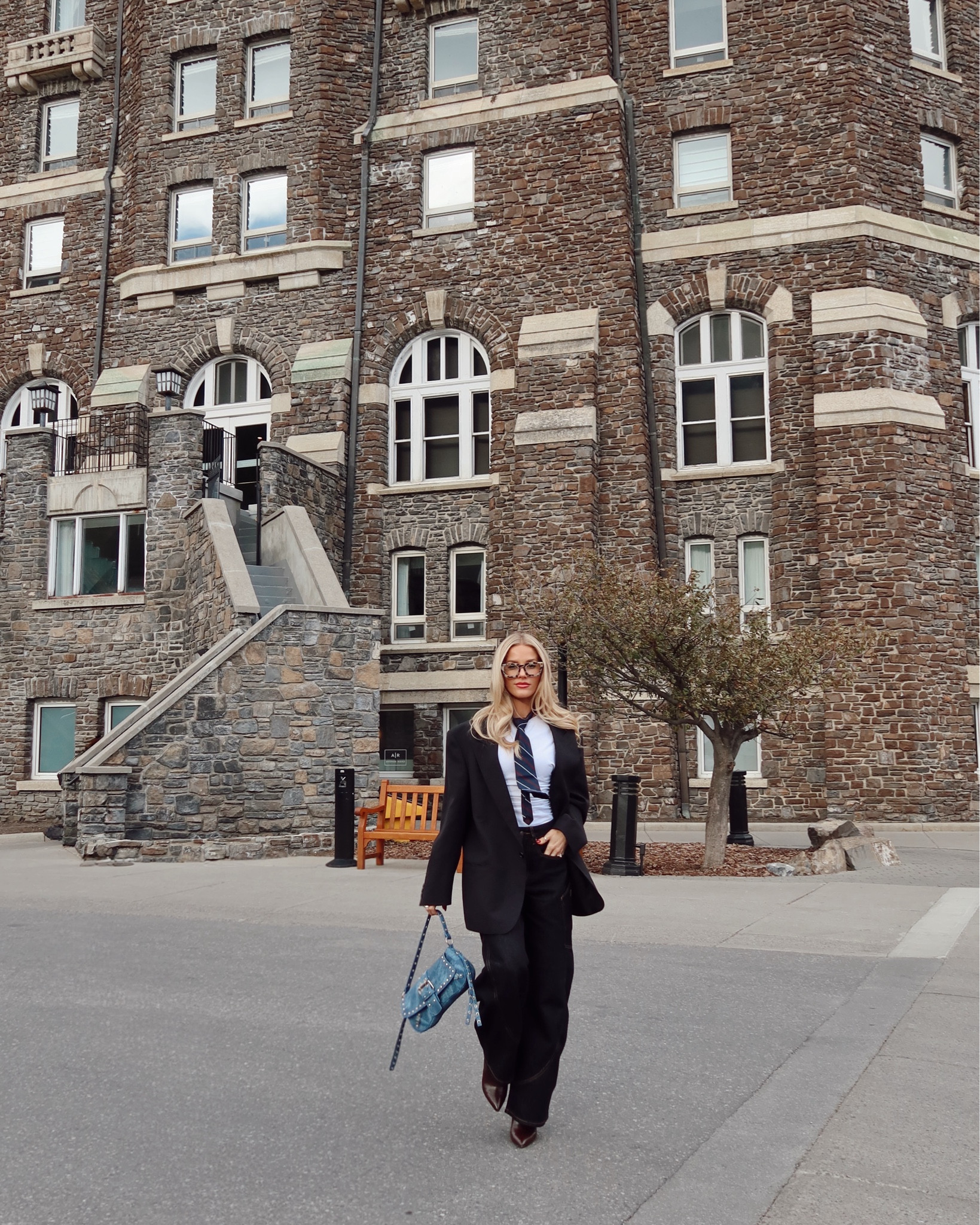 Conference  outfit 💻

#LTKjeans #LTKfall #LTKwinter