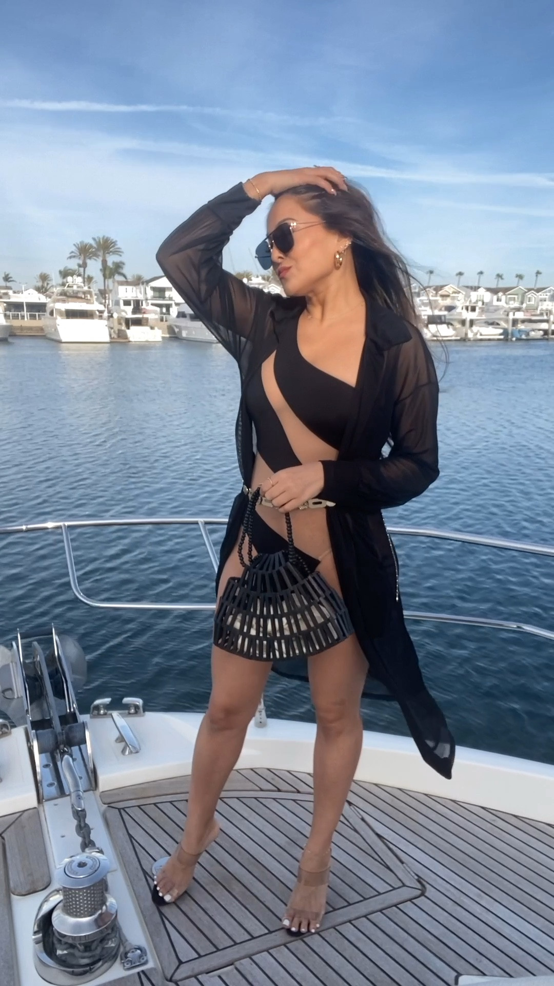 GRWM: Styling My Favorite One-Piece Swimsuit ✨ 

#ootd #outfitindpo #fashion #styletips #outfitideas #grwm #fashionstyle #styling #todaysoutfit #todayslook #fallfashion 


Outfit Details:
swimsuit — @normakamali 
cover up — @prettylittlething 
shoes — @schutz 
chain belt — @ettika 
bag — @shopindobali

#LTKfindsunder50 #LTKstyletip #LTKbeauty