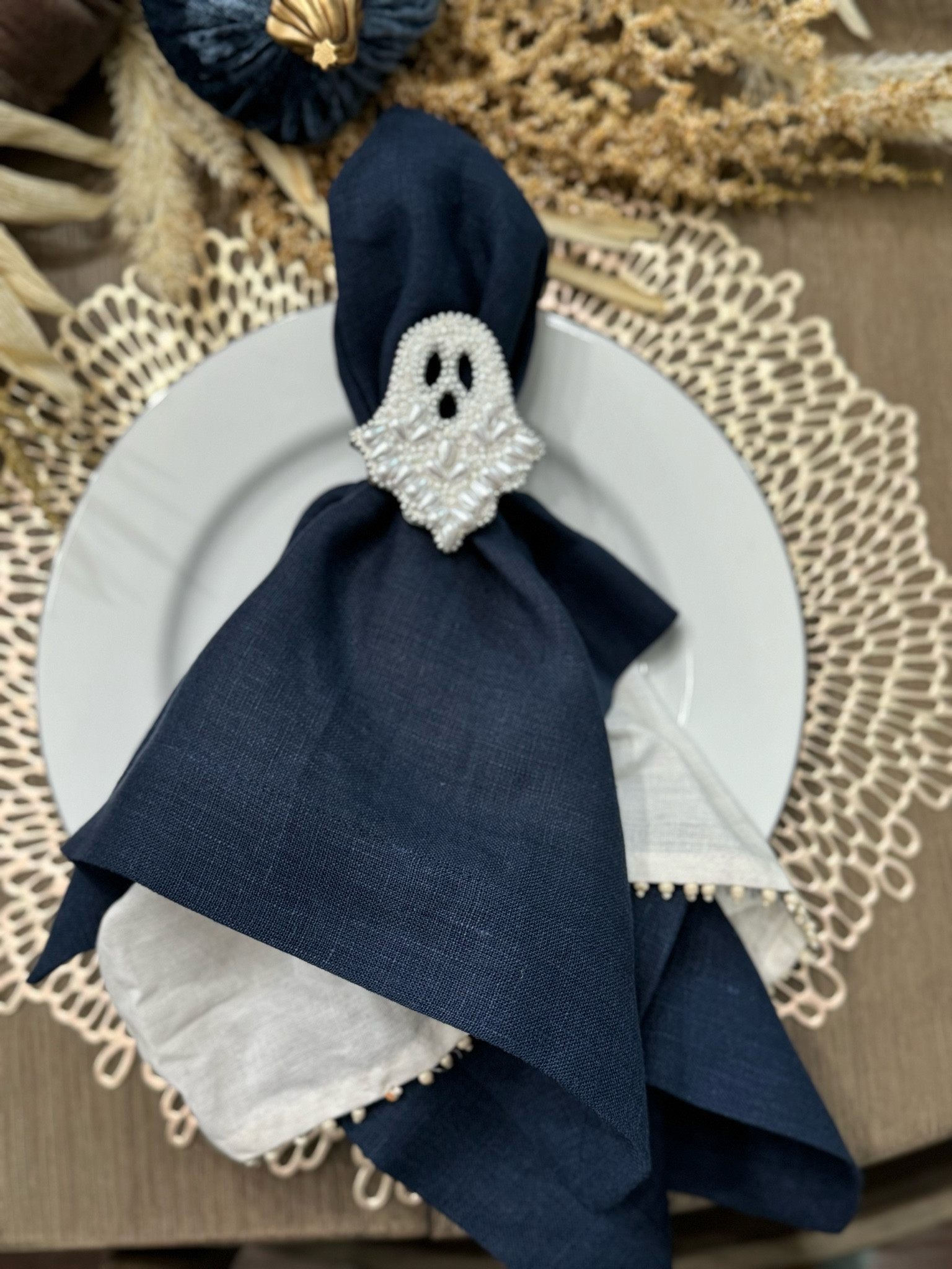 Get your table place settings ready for spooky season! 👻 

#LTKHome #LTKSeasonal #LTKFallSale