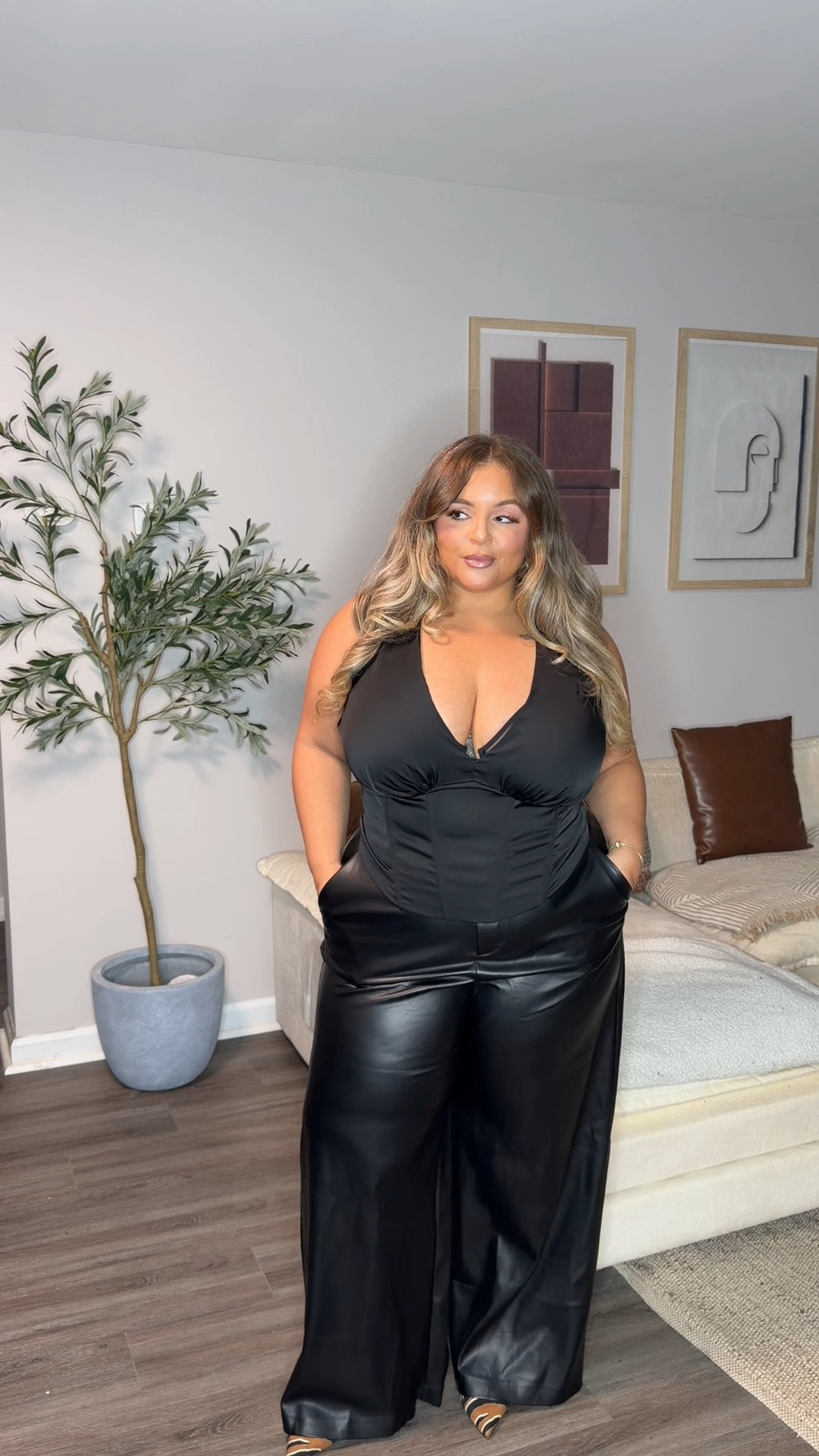 Wearing xxl in tops
Wearing 16 in pants 
I am wearing between a 40 E - 42DDD in these bras, the mesh is super stretchy and allows for full coverage I’m normally a size 40J. 


#LTKU #LTKStyleTip #LTKPlusSize