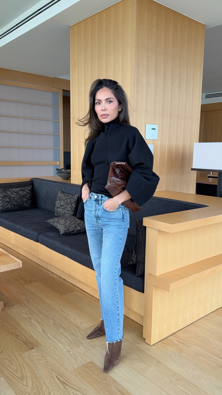 Tokyo day 1 ootd and we’re off to a sushi making class 🍣such