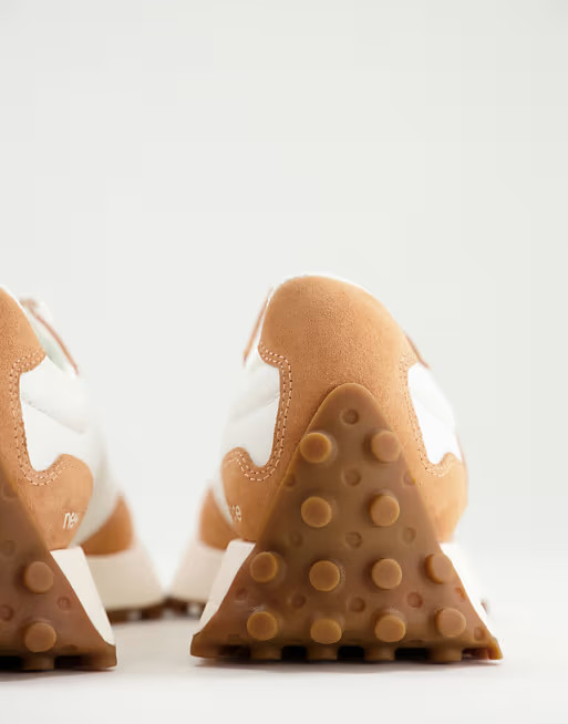 New Balance 327 trainers in tan and leopard | ASOS | ASOS (Global)