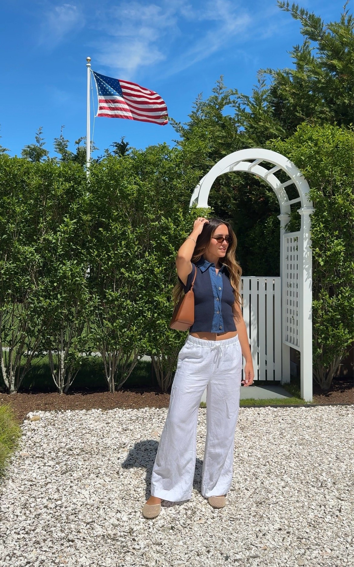 summer outfit 
top: XS
pants: S (my fav summer linen pant)
would be so cute for Fourth of July