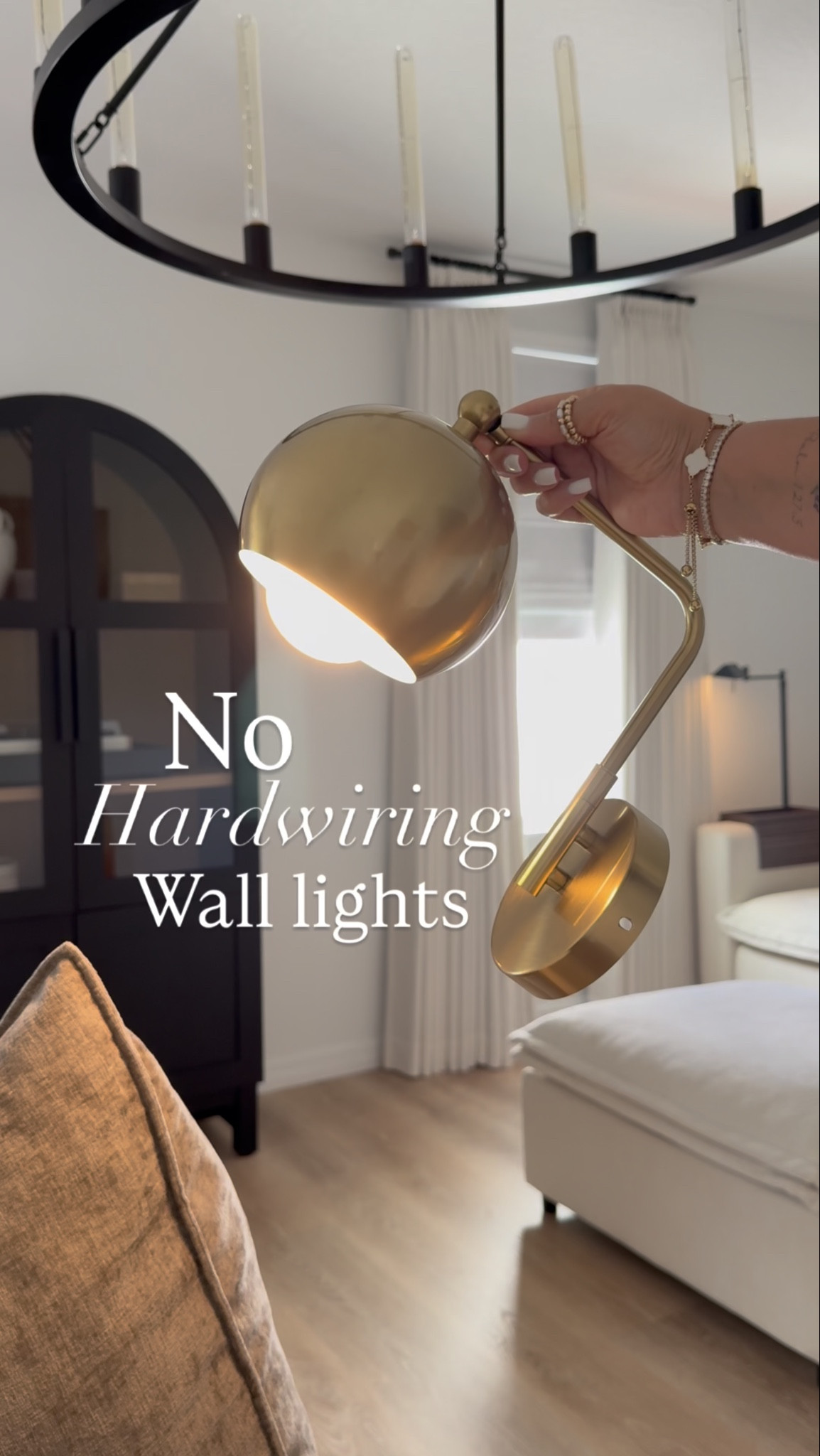 Renter friendly lighting solution! Gorgeous gold rechargeable sconces ❤️



Home 
Home decor
Restoration hardware look for less
Luxe for less 
Entryway ideas
Foyer table
Foyer decor
Wall lights
Battery operated wall
Scone 
Chargeable wall lights
No hardwire required 
Wall sconces 
Battery operated sconces 
Modern sconces