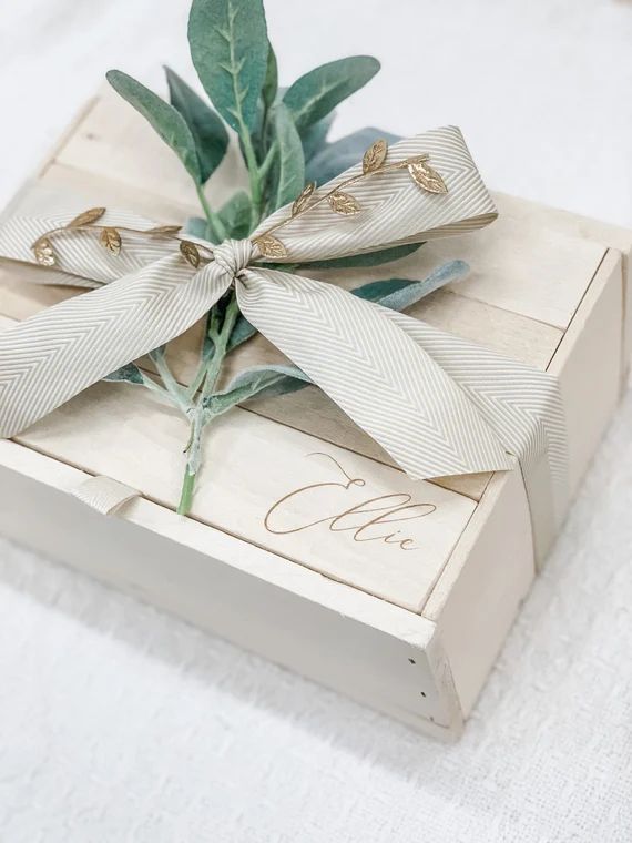 Small Size Box engraved WITH NAME ONLY /Bridesmaid Box | Etsy | Etsy (US)