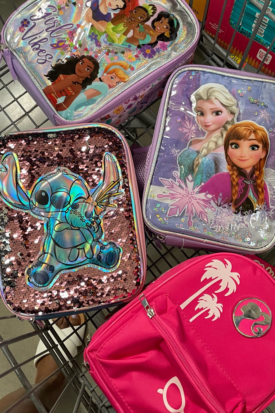 Girls reusable lunch bag #backtoschool #walmartfinds

#LTKBacktoSchool #LTKKids