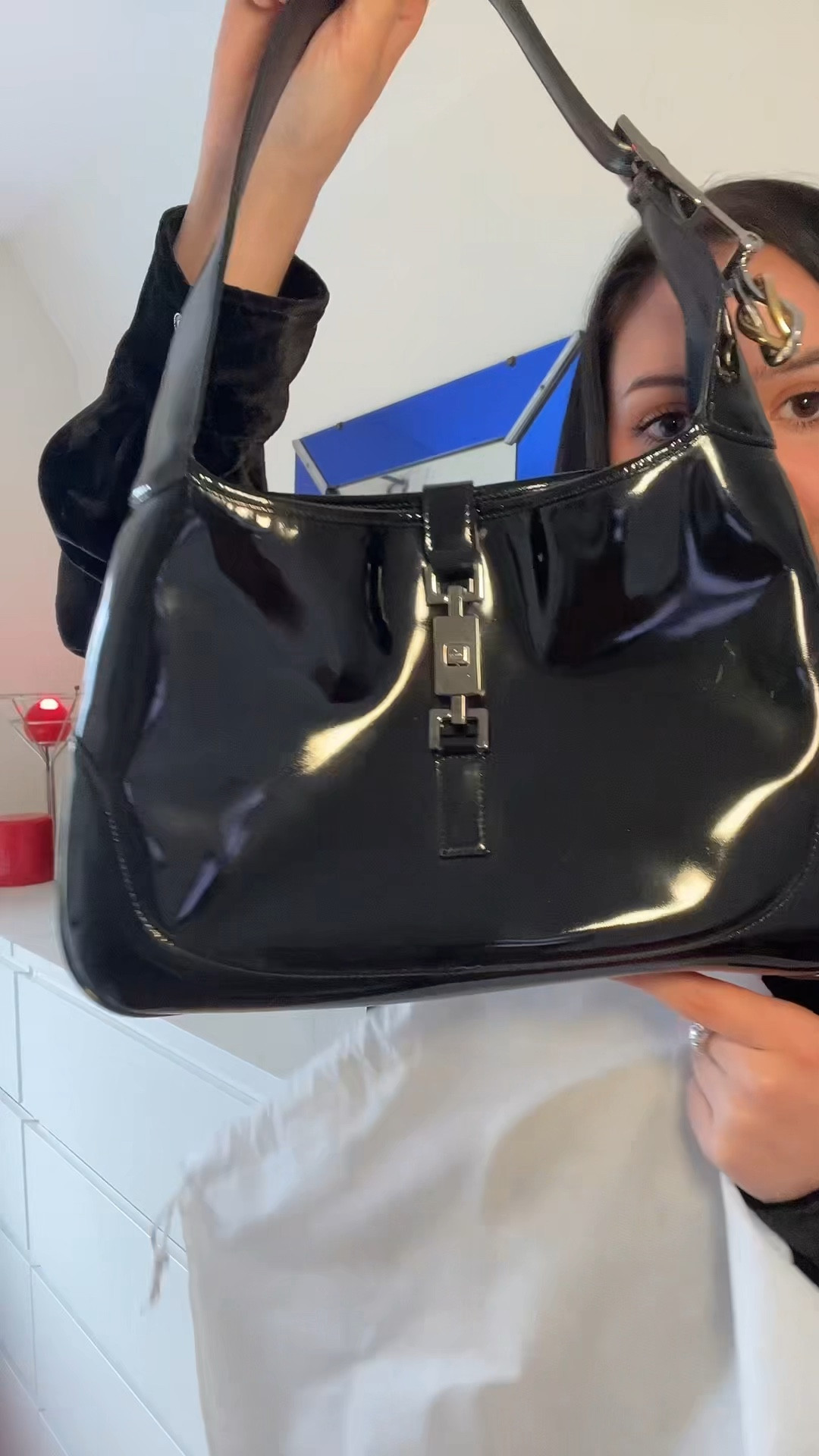 If you know me, you know I’m obsessed with finding Tom Ford era Gucci pieces for a steal. Here are some of my favorite bags available at the moment, all for amazing prices!💗