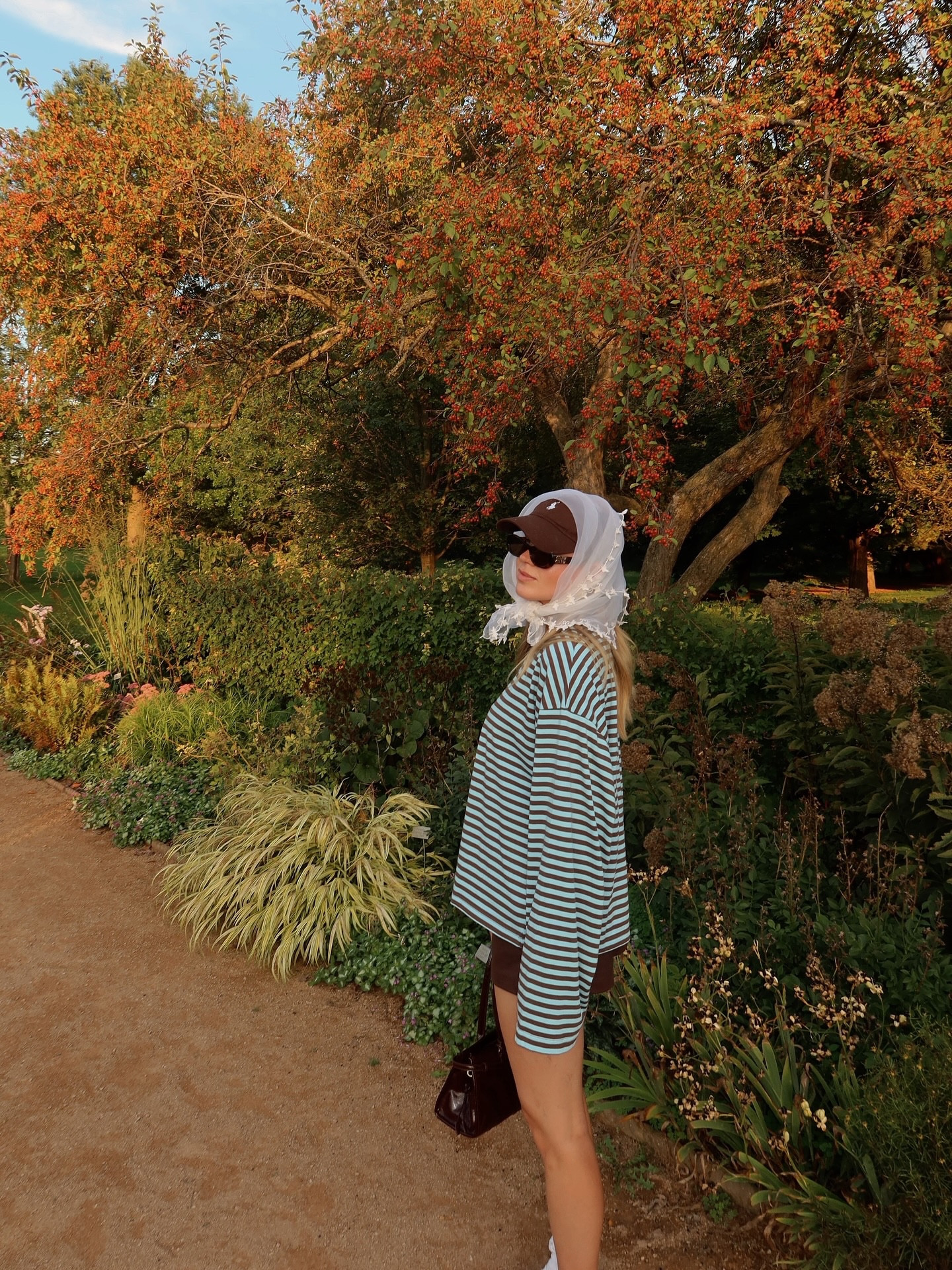 Thinking so much lately about Gods timing in our lives and how ordained and divine it is. How kind and gracious He is to us - when we surrender and trust Him, we are found in the safest place we could ever be. Regardless of how it feels some times, He never stops moving and working on your behalf and when we let go of our plans and our own ways, HE alone is faithful over and over to show up with a better story for us than we ever could’ve written on our own. Thank you Jesus for your perfect ways!!! 

Outfit: @bronzesnakeshop 🍂