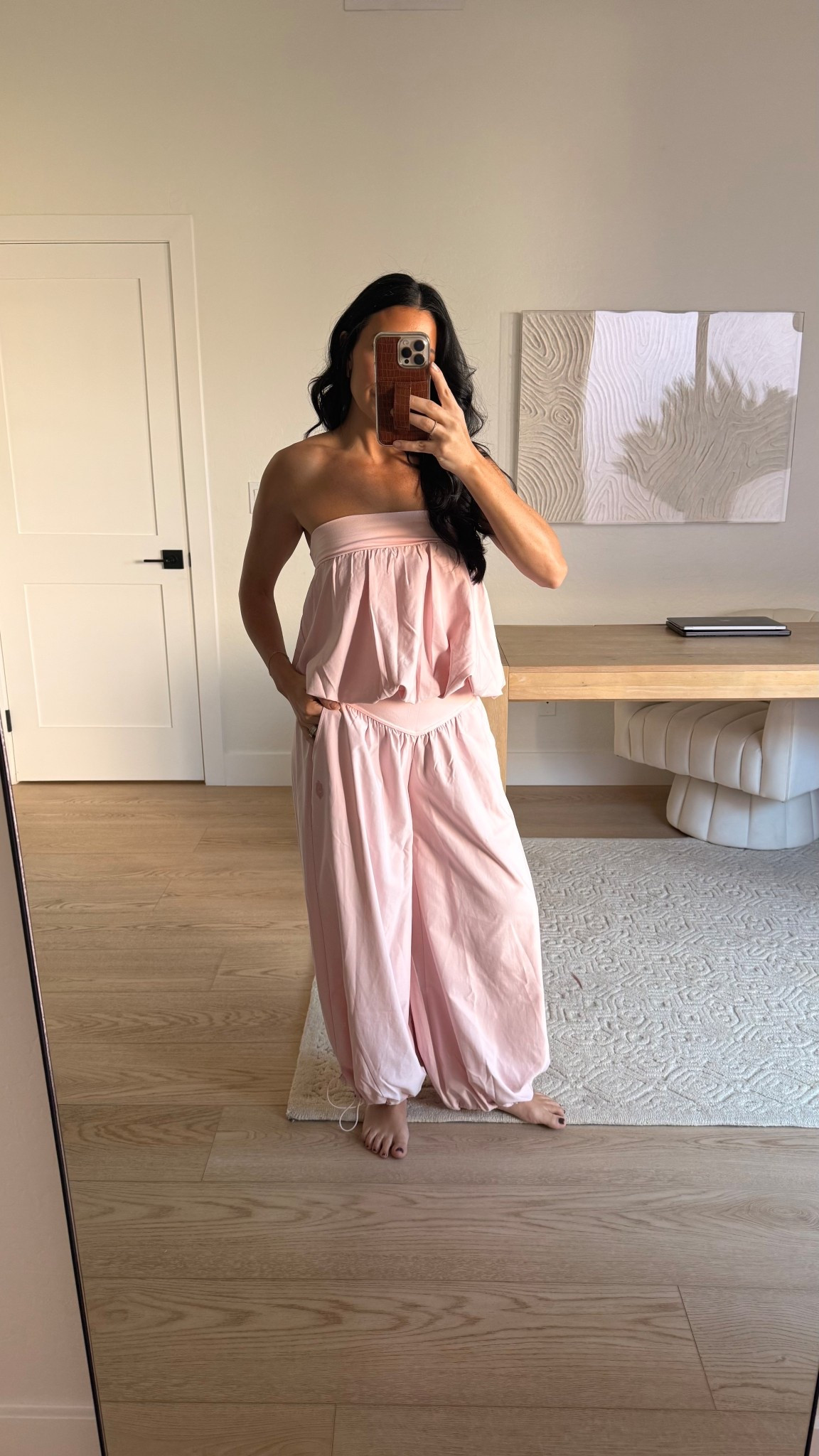 Free people bubble set size XS 
Great for hiking, mom moments, casual outings! Also linking an Amazon version! 

Pink set
Travel outfit 


#LTKmomlife #LTKootd #LTKActive