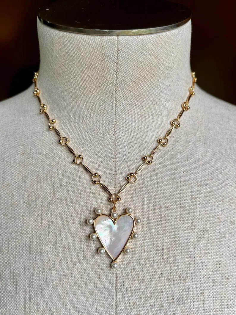 Pearl Heart Necklace - Etsy | Etsy (US)