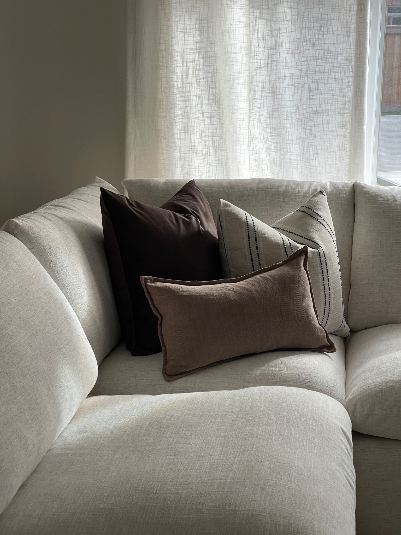 our fall/winter pillow combination! all from amazon🤎 these inserts are so luxe & fluffy! i always get the insert 2 inches bigger than the pillow cover!

#LTKhome #LTKcanada