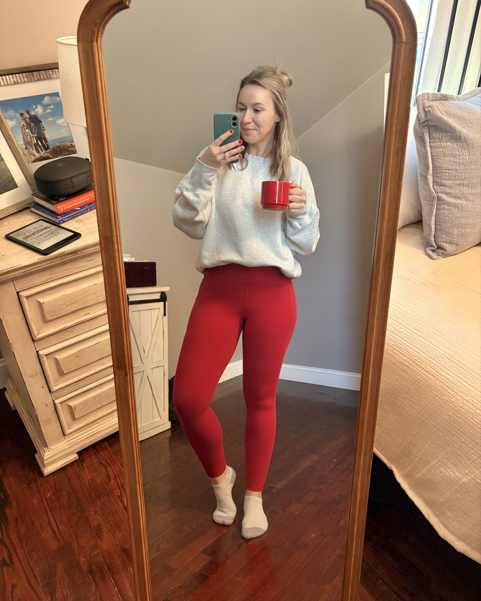 Recent outfits (lots of pieces I’m wearing on repeat). Living for comfort and layers right now 🤌🏼

Aerie sweatshirt: sized up to a large. Black/white turtleneck I sized down to a small. Leggings all M/L.
Sweatpants size L.
Otherwise all TTS!

#LTKmomlife #LTKvlog #LTKootd