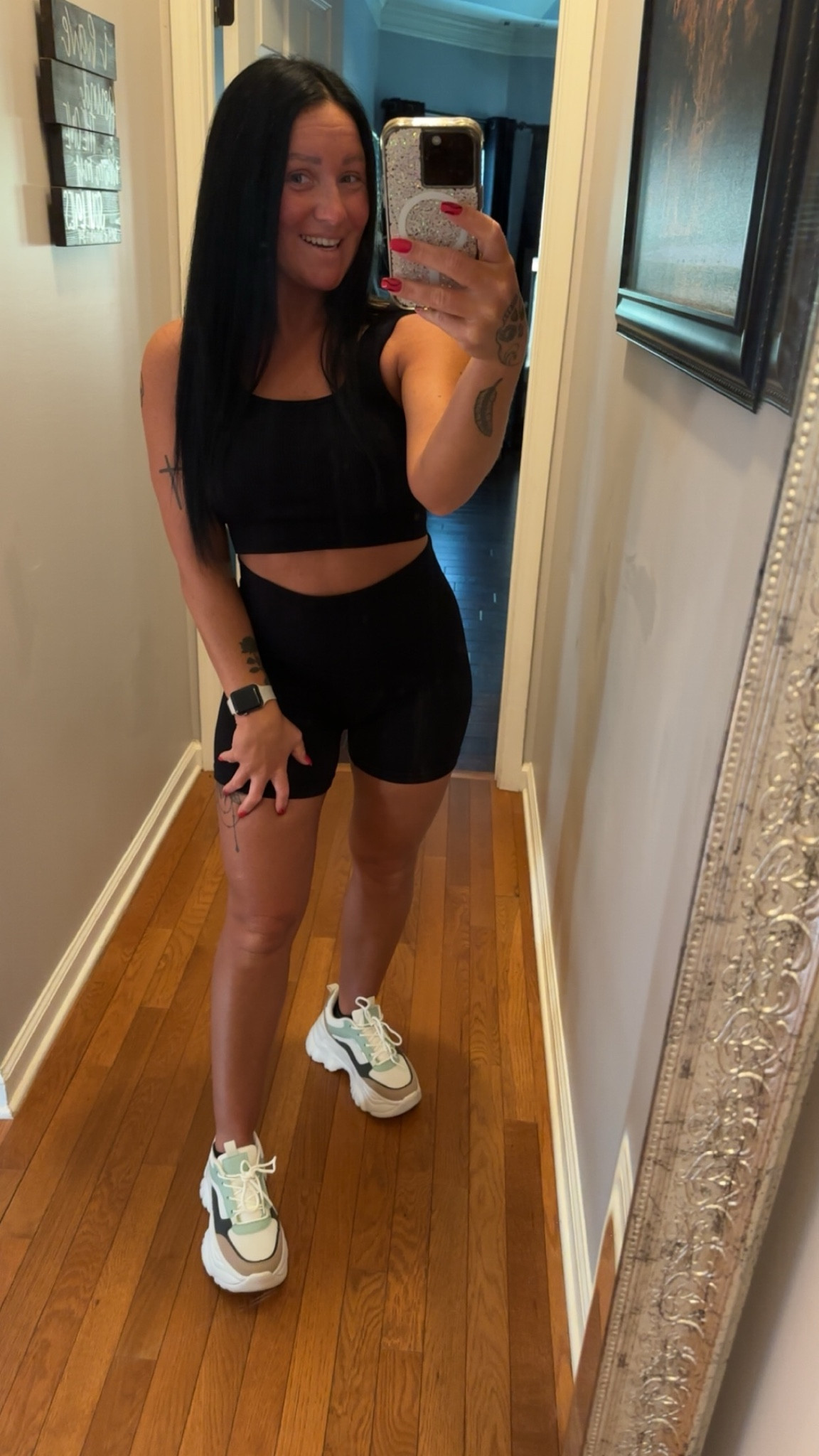 Another workout set from Amazon that I love😻 came with the red set I’ve already posted about! 2 sets for a deal 🤩 

#LTKFindsUnder50 #LTKStyleTip #LTKActive