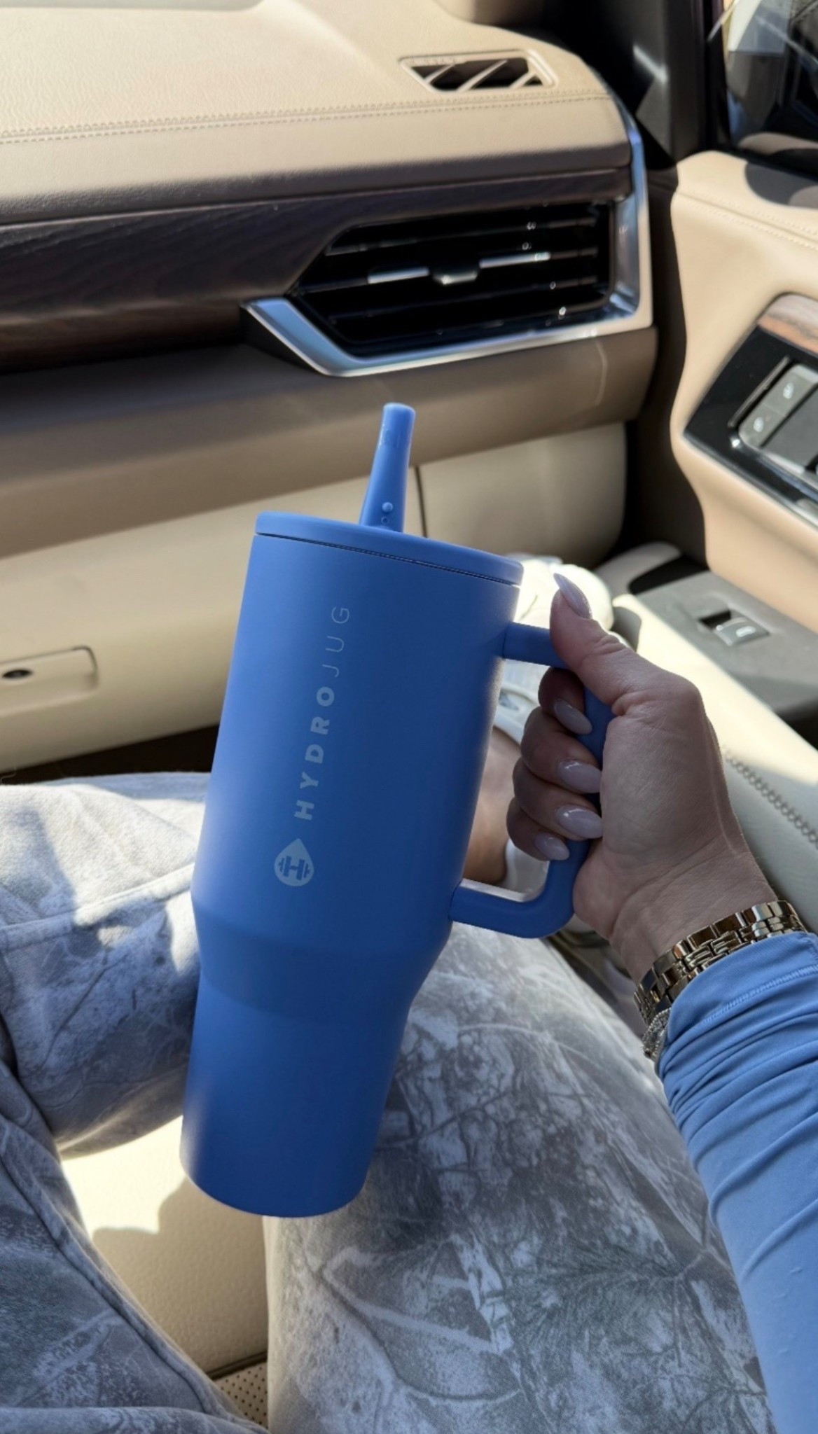 The cutest spring hydrojugs 🌼

#LTKselfcare #LTKSeasonal #LTKdayinmylife