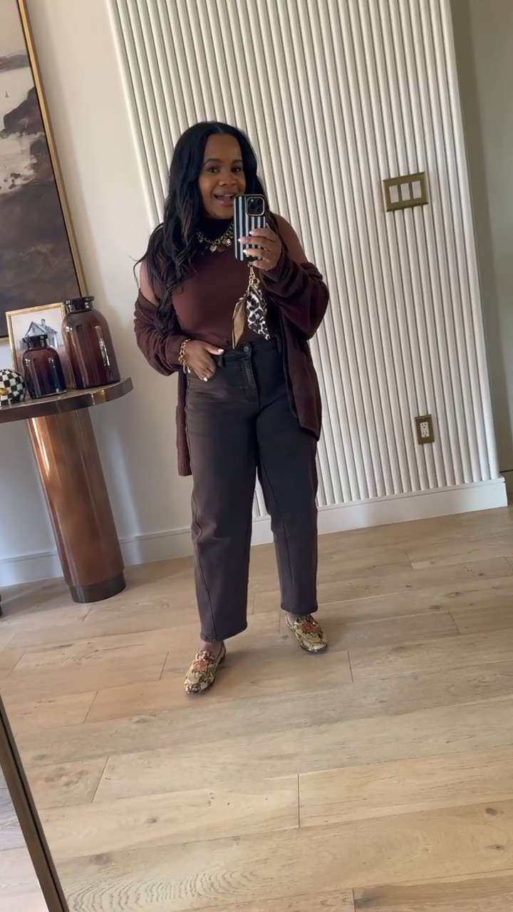 Very proud of my outfit today! 🤎 So comfortable & chic. This is the coziest cardigan! These jeans are also $25.✨

#LTKStyleTip #LTKFindsUnder100 #LTKSeasonal