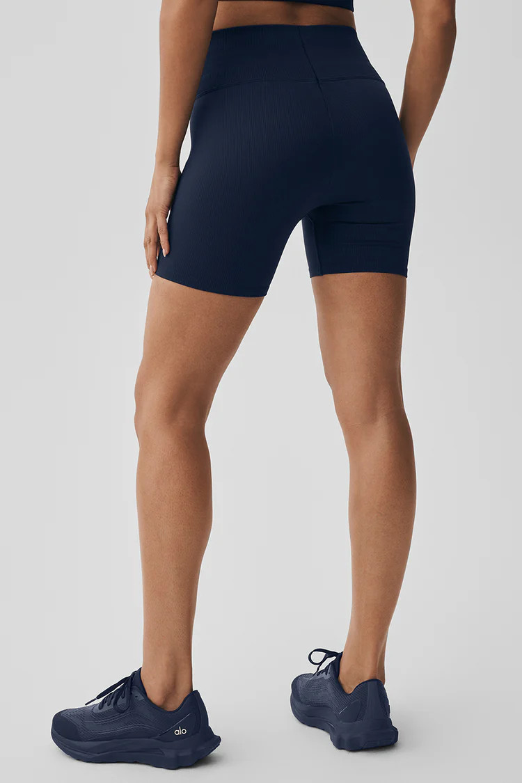 5" Seamless Ribbed Favorite Short | Alo Yoga (US)