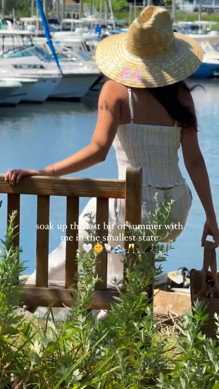 Spending the last golden moments of summer in Rhode Island with my OGL matching set 🤍🌊🐚 

You can get 20% with code newenglandsummers 🤍

#inmyogl #oglmove #coastal #coastalliving #summer #summeroutfits #summerstyle 

@ogl.europe / summer outfits / summer style / coastal / coastal living / coastal grandmother / New England / Cape Cod / New England summer / summer vibes / Rhode Island / linen set

#LTKFindsUnder100 #LTKPetite #LTKSeasonal