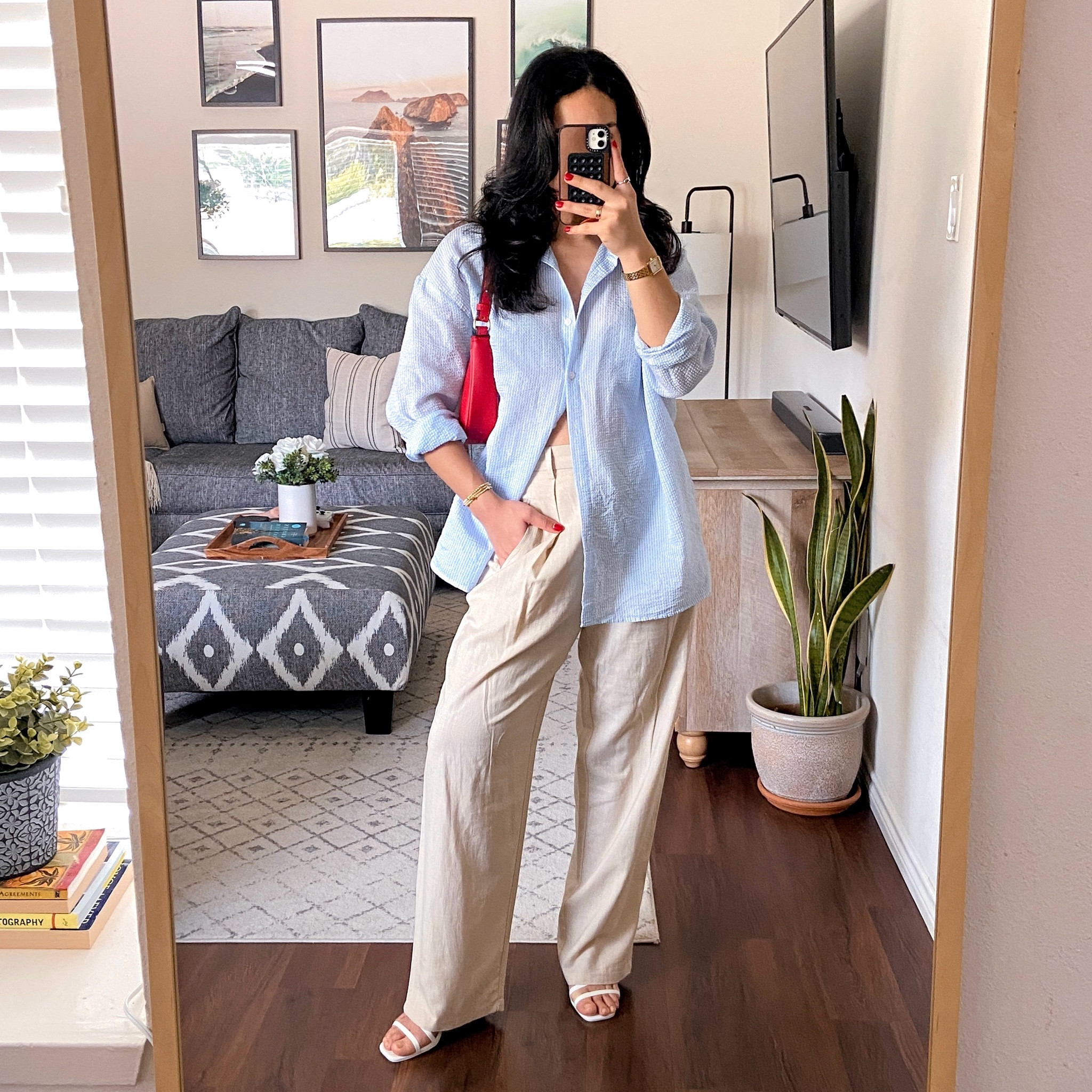 1 of 3 ways to style beige linen trouser pants for summer 

#LTKStyleTip #LTKSeasonal #LTKItBag