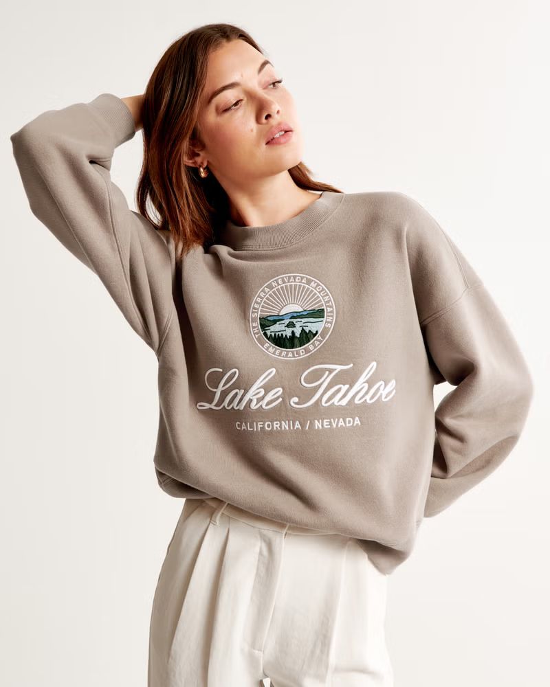 Women's Parks Classic Sunday Crew | Women's Clearance | Abercrombie.com | Abercrombie & Fitch (US)