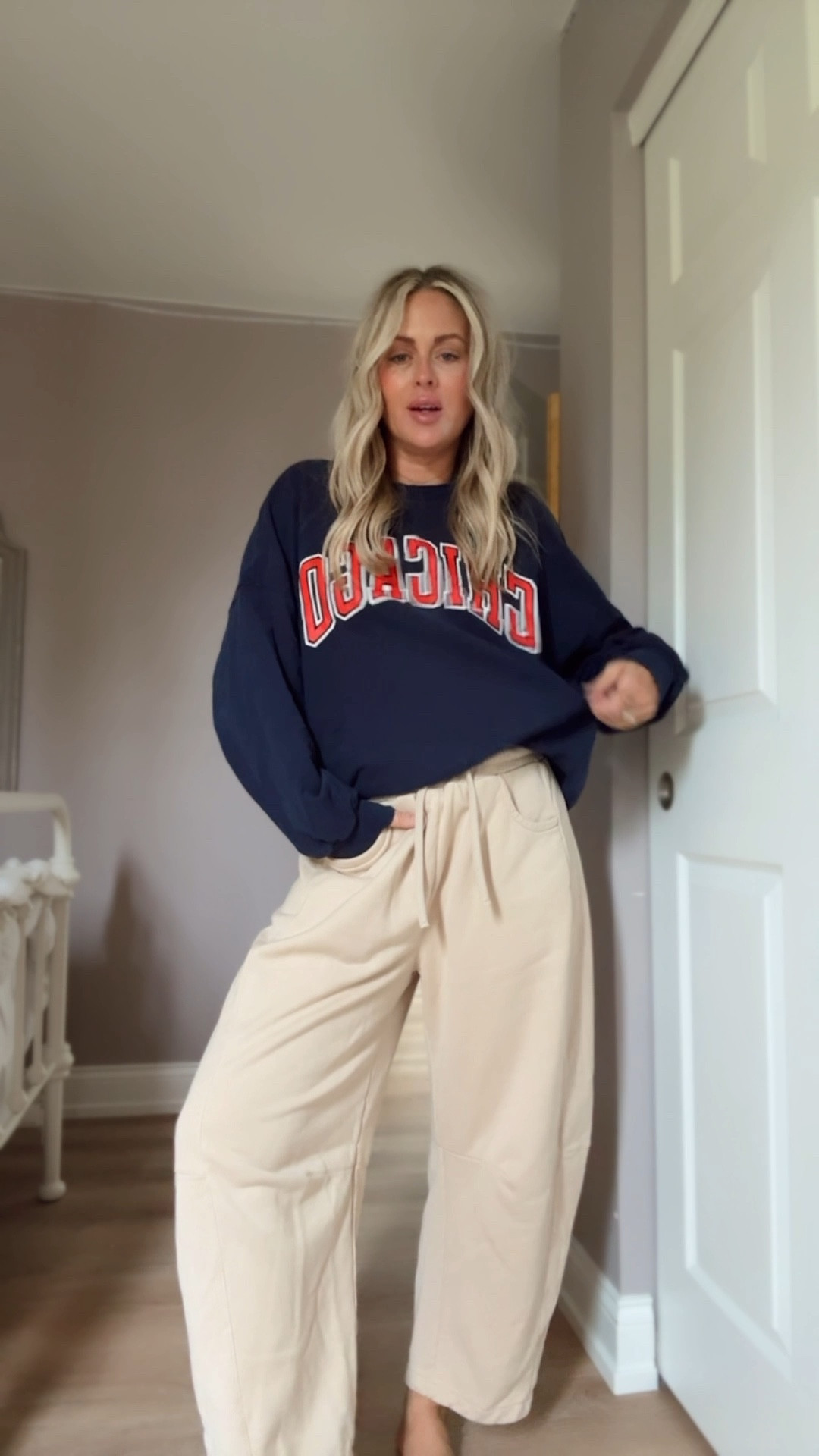 Fall casual🤍
Sweatpants: small 
Lightweight Sweatshirt: XL (more options)

Amazon fashion. Barrel. Sweatshirt. Fall. Lounge wear. 

#LTKFindsUnder50 #LTKBeauty #LTKSaleAlert