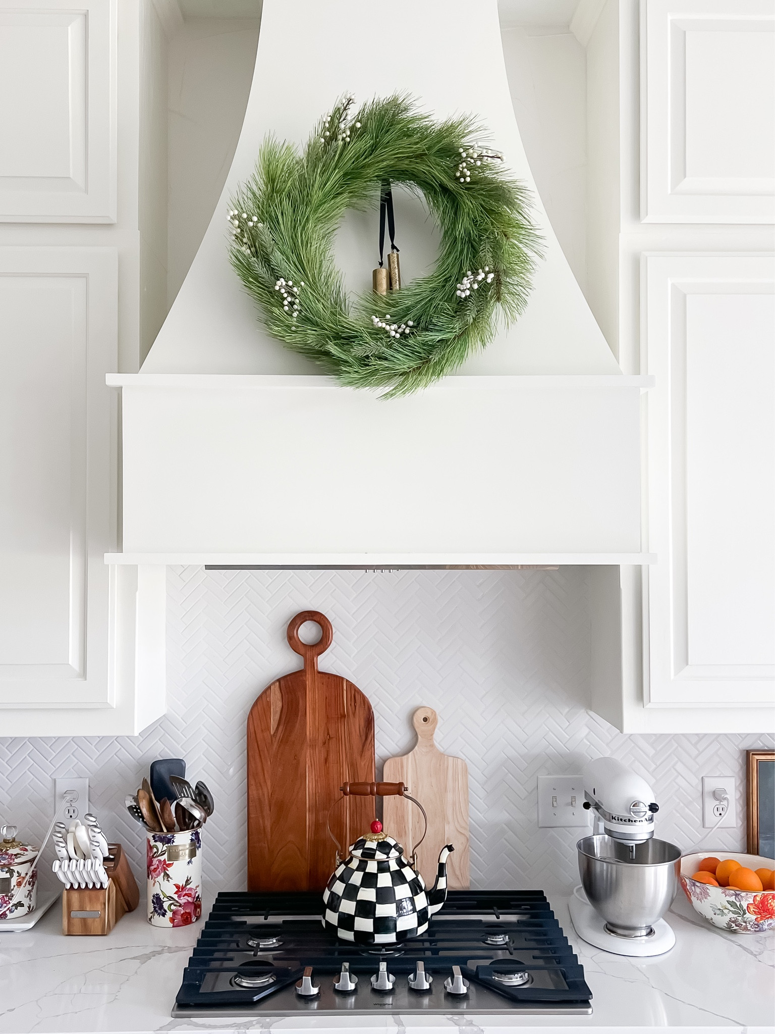 Kitchen wreath from target🌲✨ holiday kitchen decor

#LTKSeasonal #LTKhome #LTKHoliday