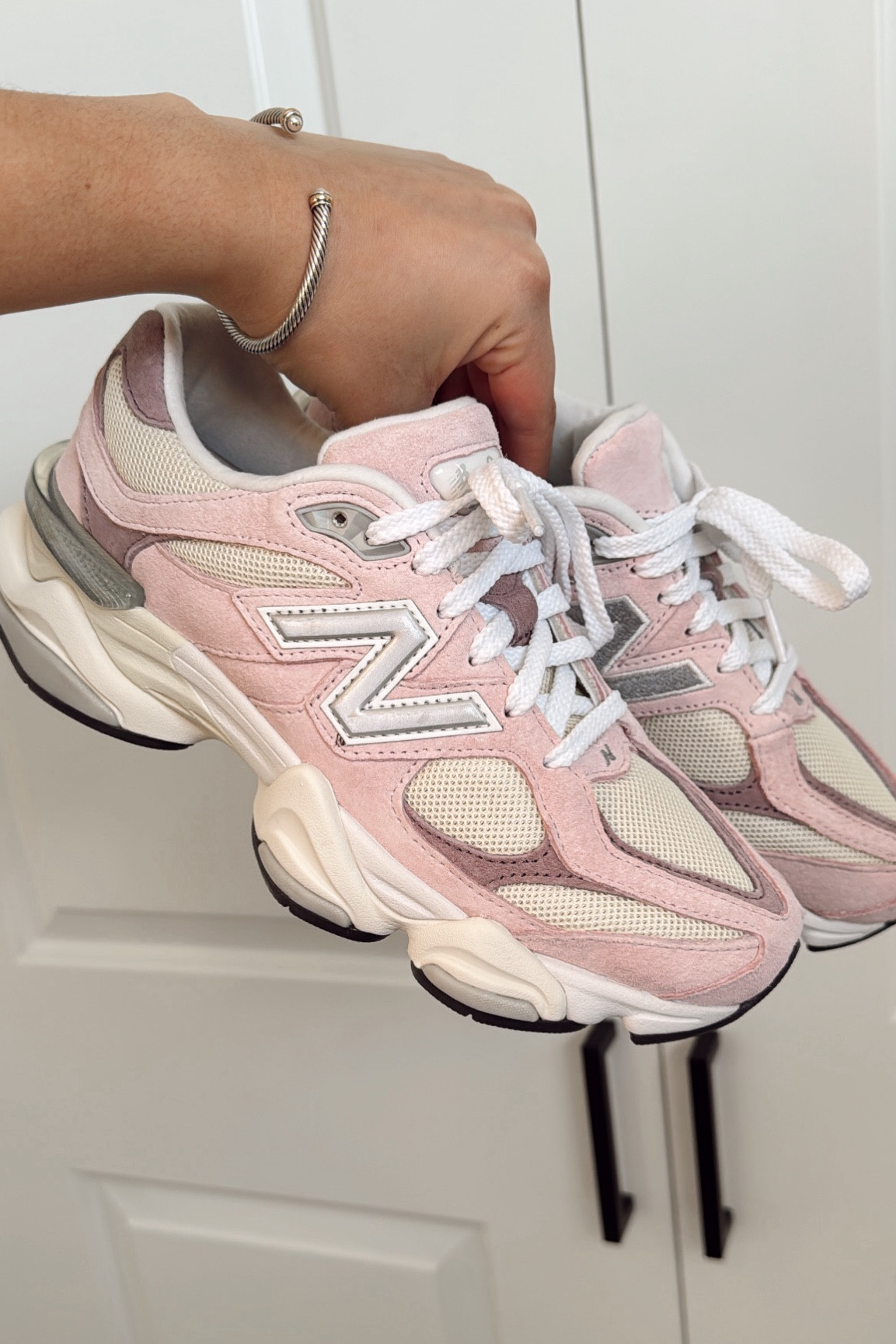 Love my new balance 9060s!! 🍇💞🍷

#LTKShoeCrush #LTKGiftGuide #LTKStyleTip