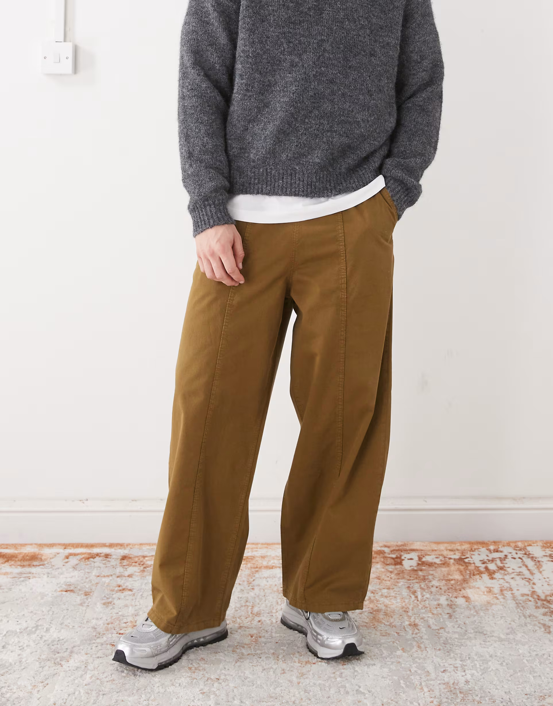 Reclaimed Vintage elasticated barrel leg washed twill trouser in olive green | ASOS (Global)