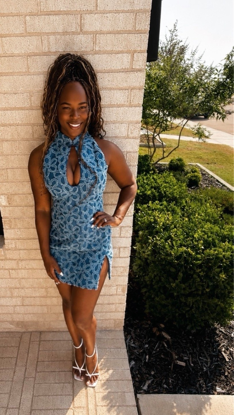 Loving this fun flirty denim dress! Can be dressed up with cute sandal heels or down with white sneakers. So versatile and perfect for the warm season ahead 

#LTKStyleTip #LTKFinds  #DenimDress #SummerDress #VacationOutfit #DateNightOutfit #BrunchOutfit #SummerStyle #DenimOutfit #OutfitInspo #LTKFashion #summeroutfit 

#LTKMothersDay

#LTKHome #LTKootd