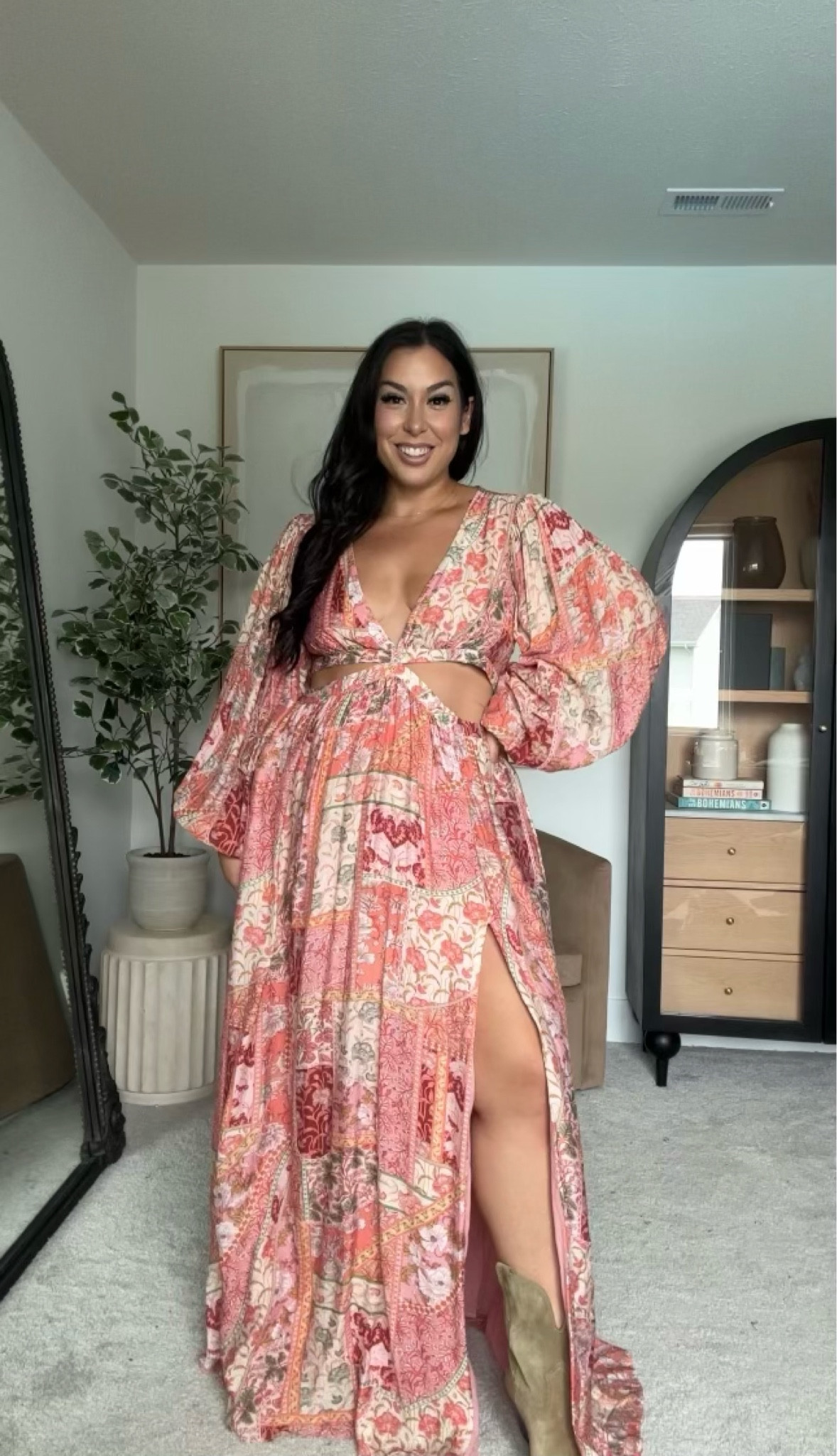 Midsize wedding guest dress from Showpo! Wearing a size 12!
-
-
-
black tie wedding guest dress, maxi dress, midsize curvy style, fall wedding guest dress, dresses with sleeves, size 12, size 14, size large


#LTKMidsize #LTKWedding