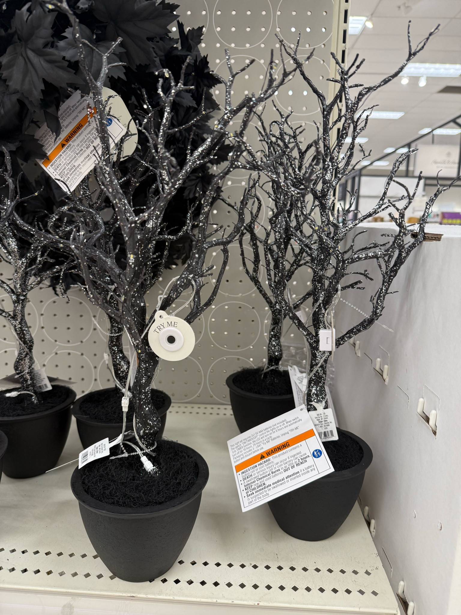 Sparkly trees

Halloween decor Halloween home decor spooky decor Target finds Target home Halloween party

#LTKSeasonal #LTKmomlife #LTKHome