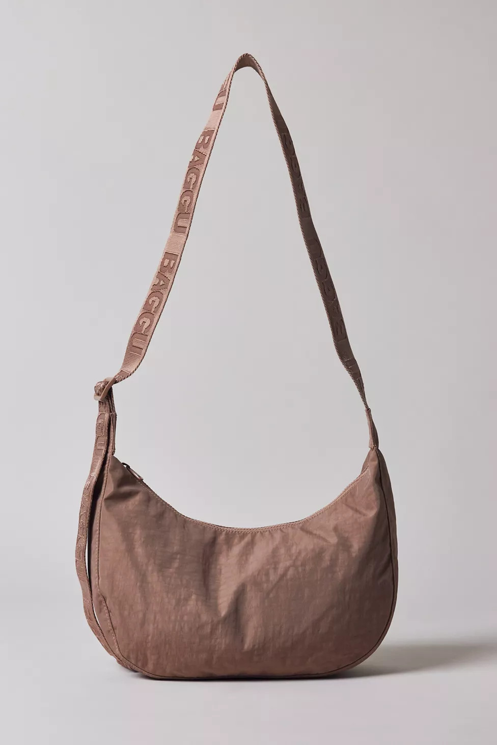 BAGGU Medium Nylon Crescent Bag | Urban Outfitters (US and RoW)