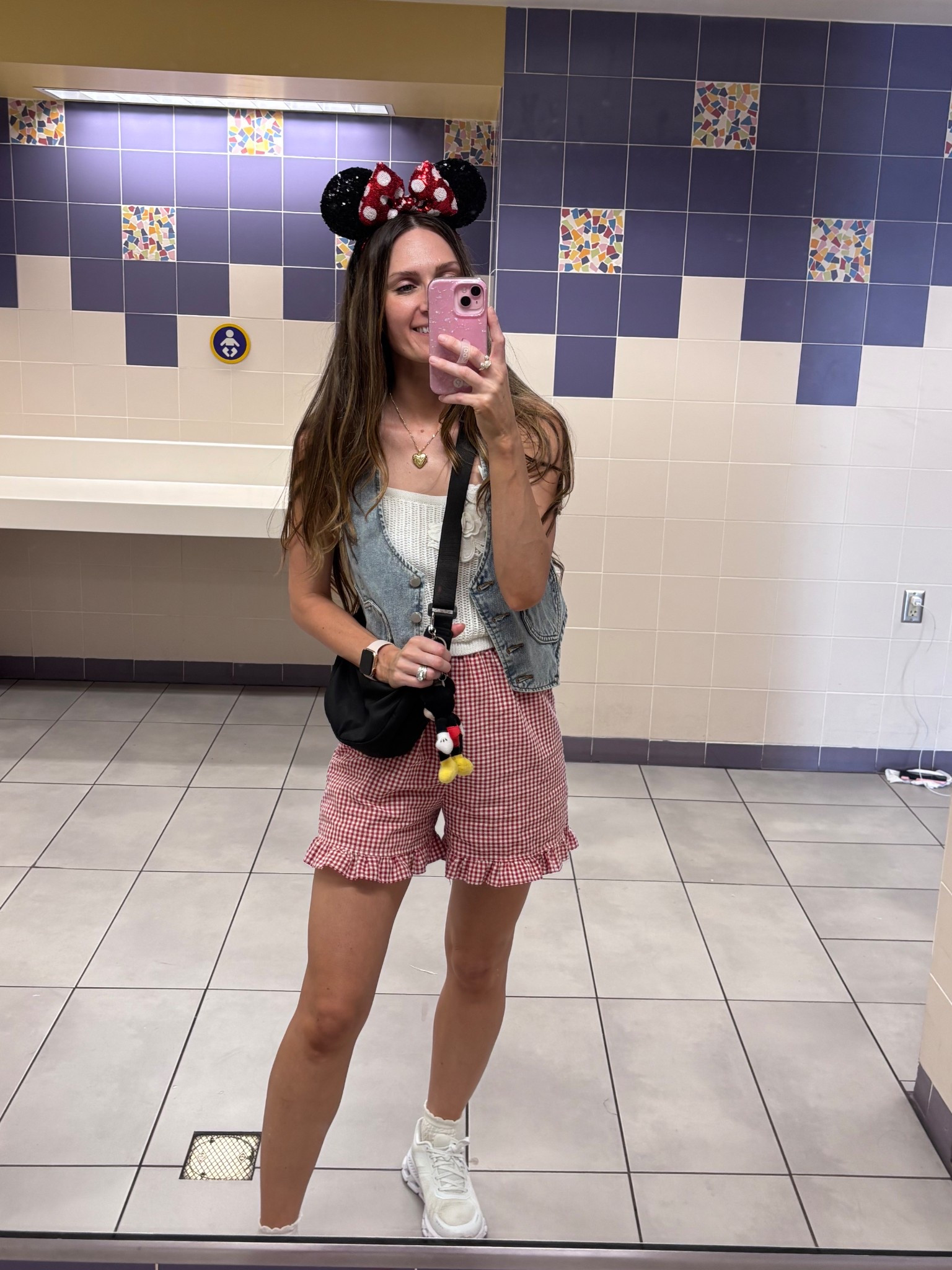 Disney day!
Walt Disney world outfit idea 

Gingham shorts
Denim vest


#LTKSeasonal #LTKTravel