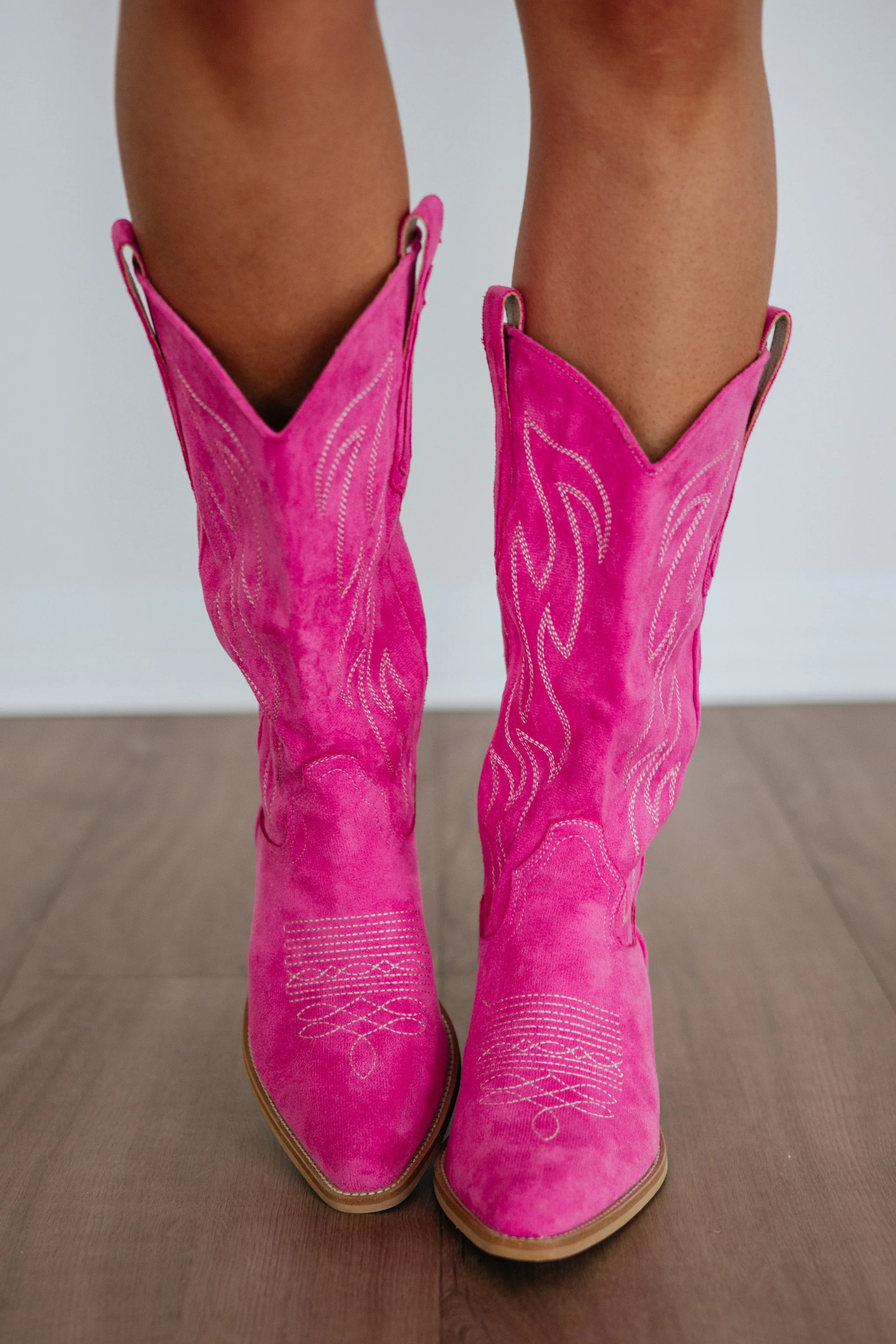 Knock Out Cowgirl Boots | Wild Oak Boutique