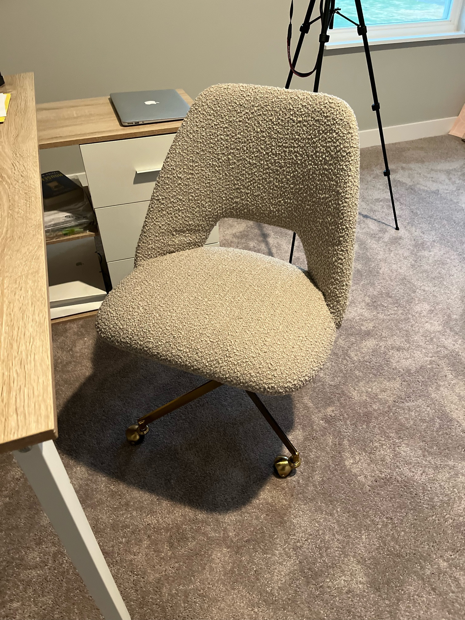 Borrego
Task chair 

Wayfair chair
