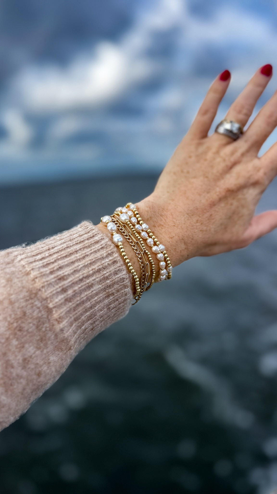 These bauble bar bracelets are on sale for $10 each!! 

#LTKSaleAlert #LTKGiftGuide #LTKFindsUnder50