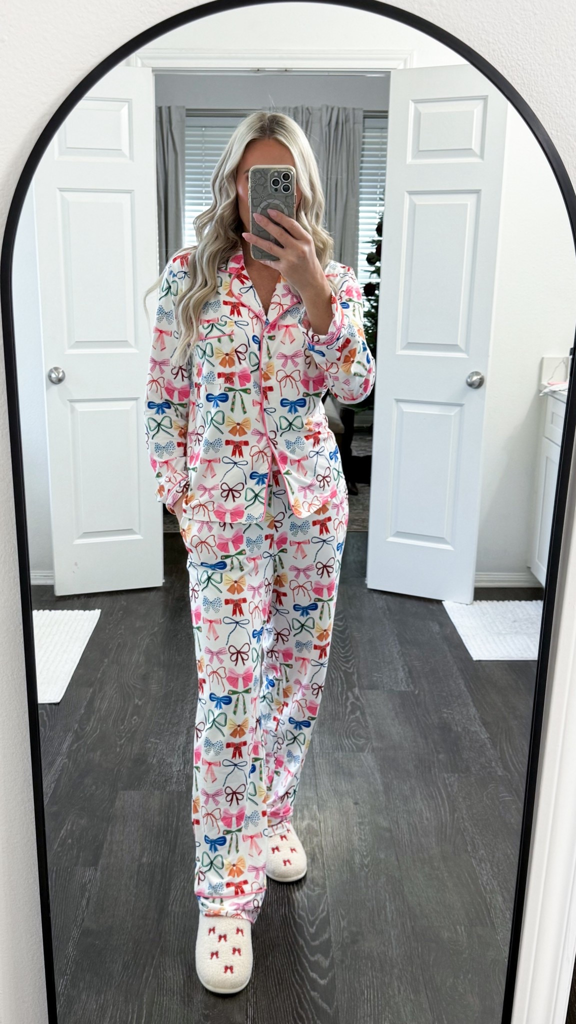 The cutest and softest pjs! Anything with bows is an instant “add to cart” for me. 

I’m wearing a size small. 

#LTKGiftGuide #LTKmomlife #LTKselfcare