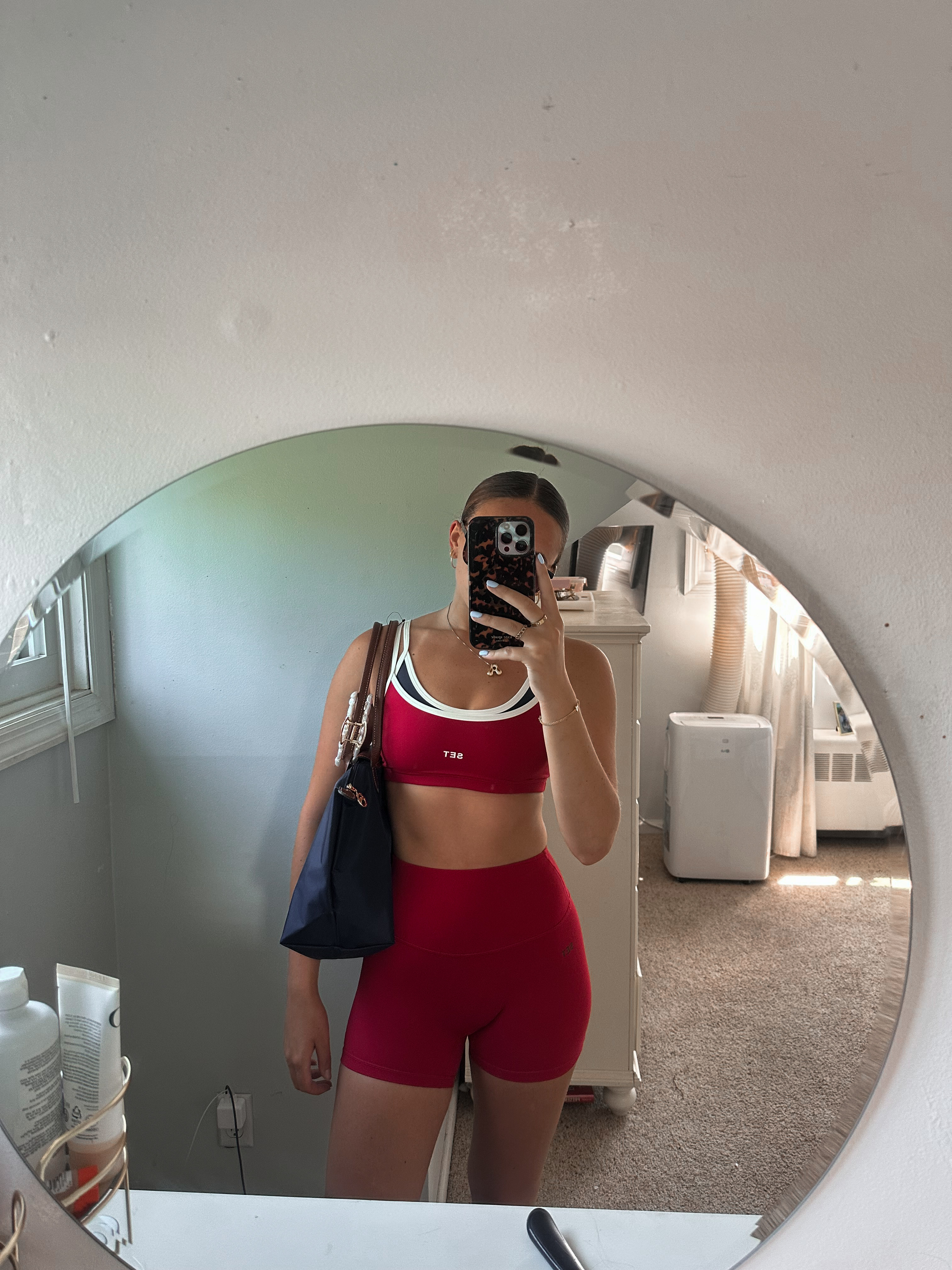 #Fashion #Workoutset #Pilatesoutfit #HGW #Setactive #Longchamp 

 

#LTKActive