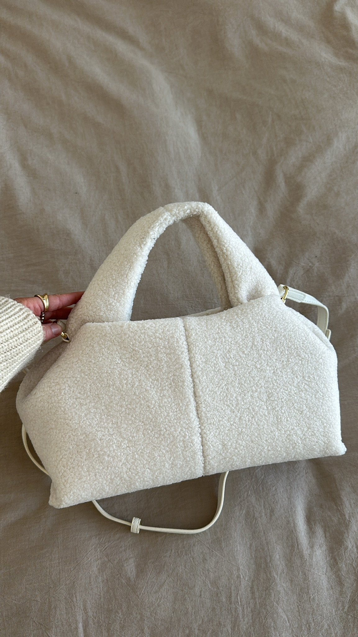 Obsessed with this handbag 

#LTKFindsUnder50 #LTKStyleTip