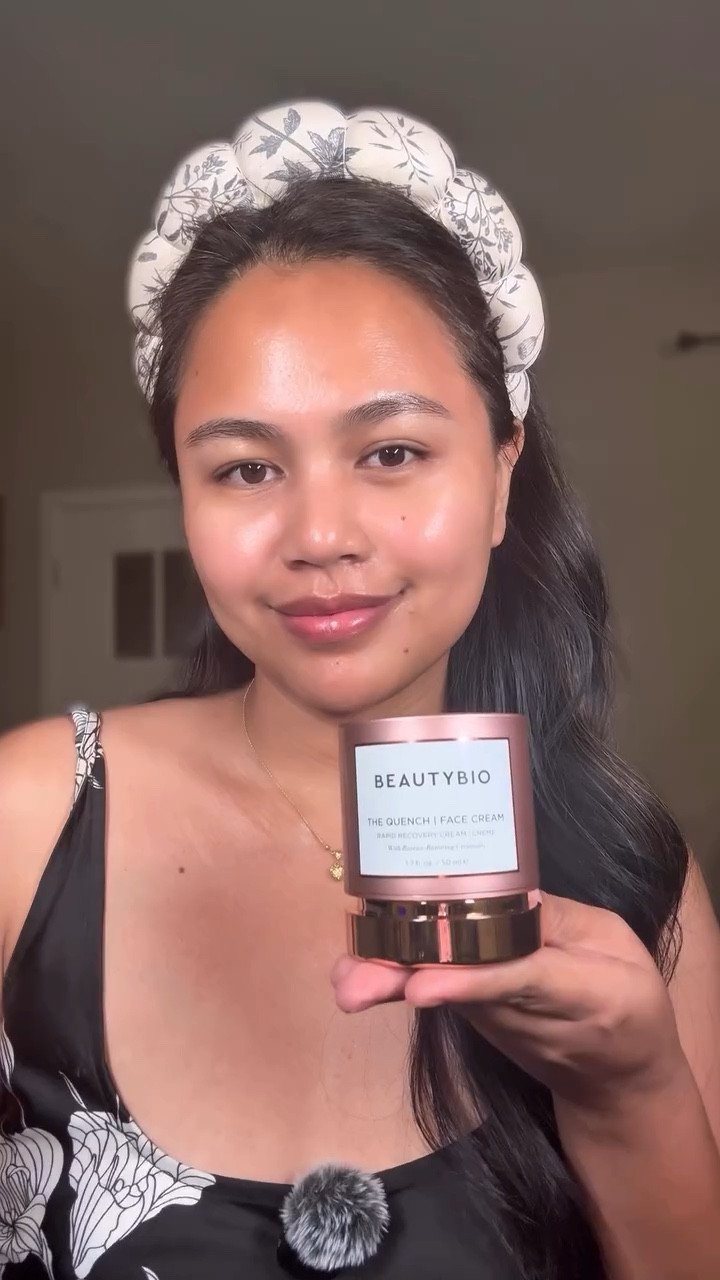 My skin leans dry even in tropical weather, especially with prescription tret. The Quench Face Cream by BeautyBio has been a great recovery cream. It’s rich, comforting, and gives me that bounce and glow I miss when my barrier feels off. @beautybio 
Genuinely a new fave for post-retinol, long flights, or just when your skin needs extra love.

#BeautyBio #gifted #MoistureBarrier #BarrierRepair #DrySkinRelief #SkinRecovery #TretinoinSkincare #HydratingMoisturizer #SkincareRoutine #GlowingSkin #CleanSkincare #CrueltyFreeBeauty #SkincareReview #SkincareForDrySkin #GlowUpSkin

#LTKStyleTip #LTKBeauty